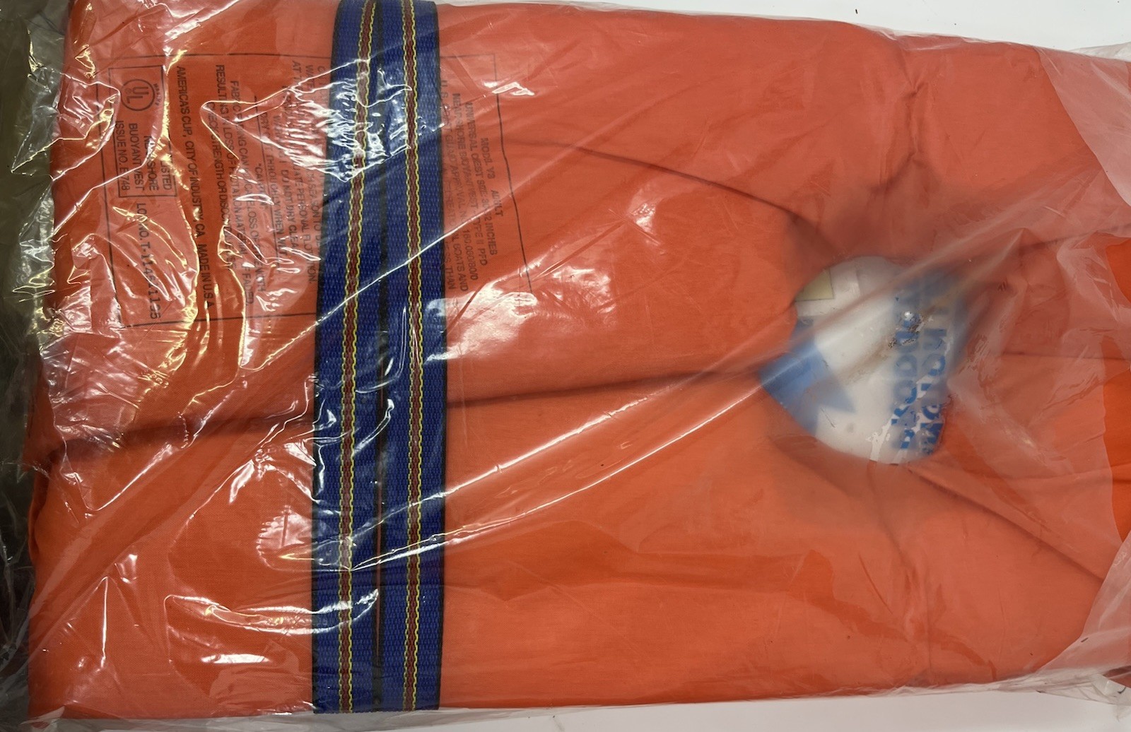 Wellington Leisure Products Adult Universal buoyant life vest for 90lbs & over