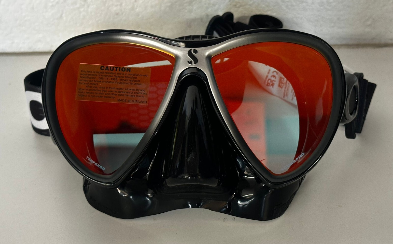NEW – ScubaPro Synergy 2 Twin Dive Mask – Black/Silver/ Mirrored Lens
