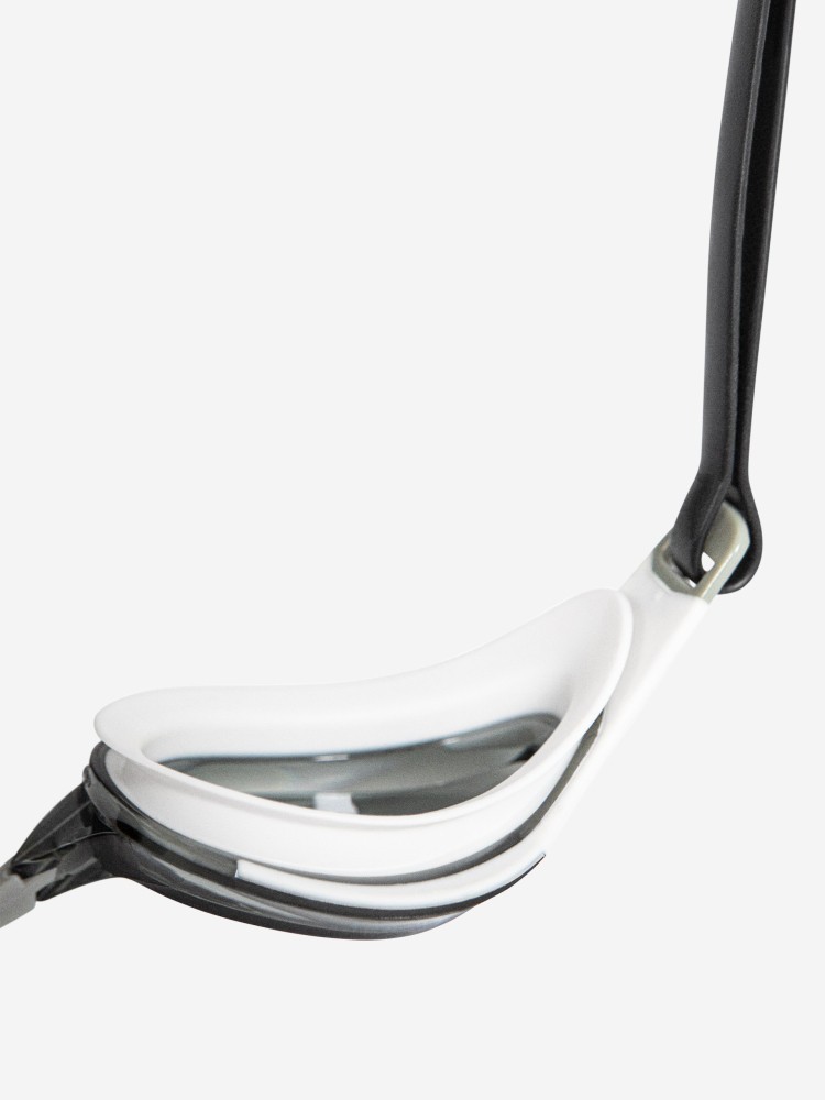 Orca Killa Performance Swimming Goggles – 2026 – Smoke Black