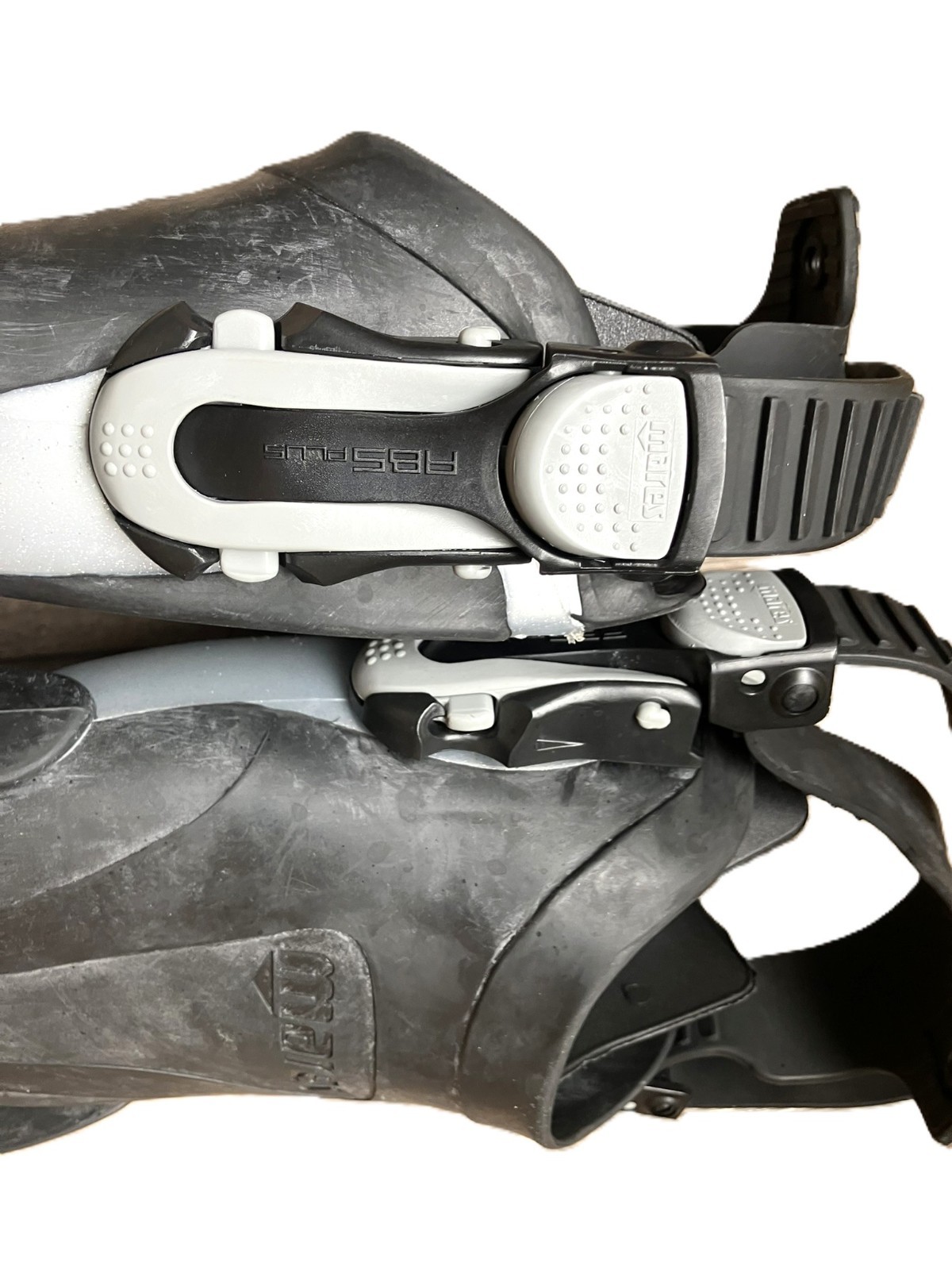Mares Volo Power Open Heel Scuba Fins Black Silver Size Regular