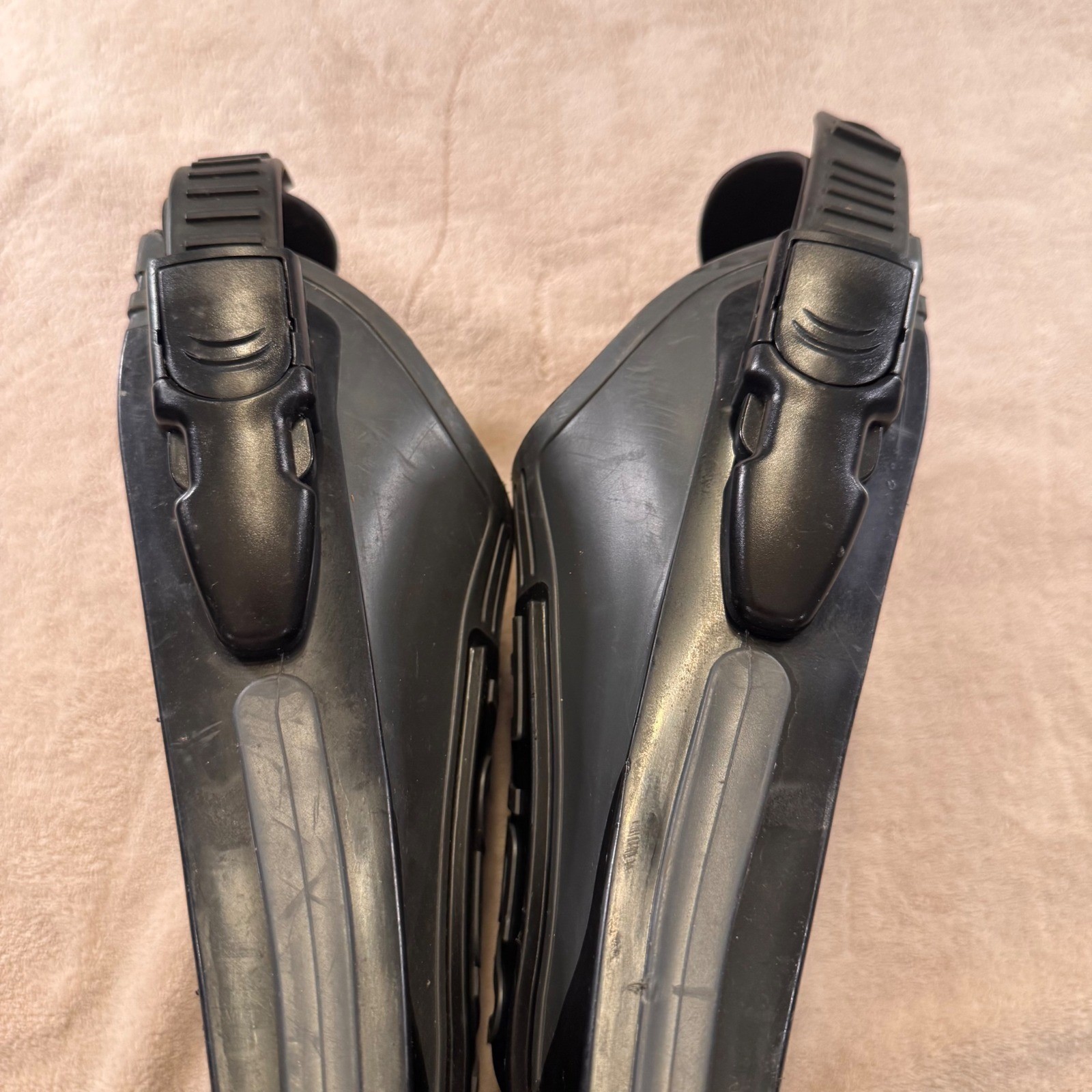 TUSA Liberator X-Ten Scuba Diving Snorkeling Fins Open Heel Adjustable Sz M/