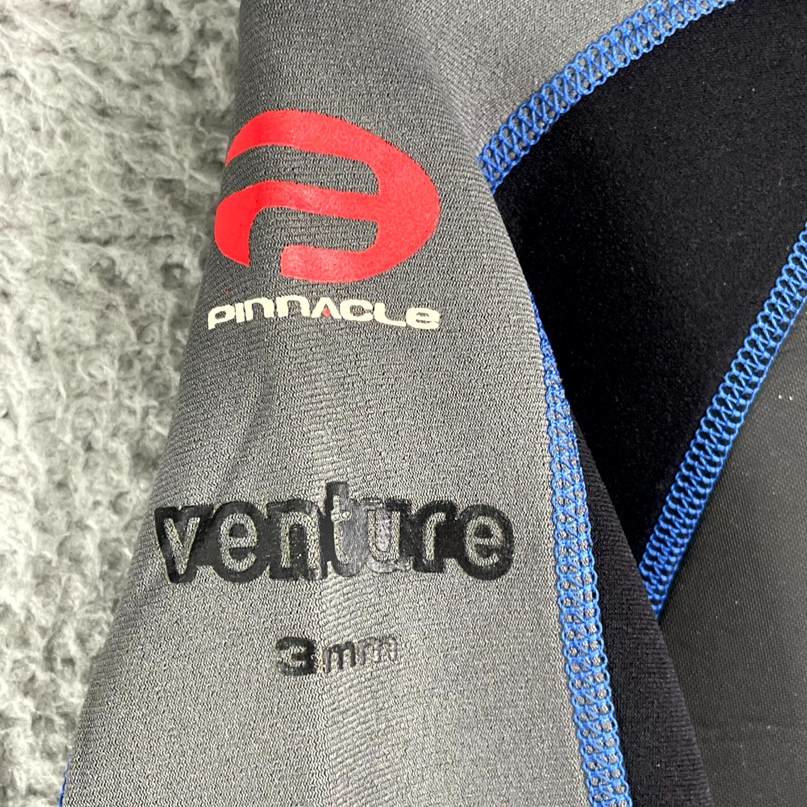 Pinnacle Venture 3mm One Piece Wetsuit Mens XL Black Full Scuba Diving Surfing