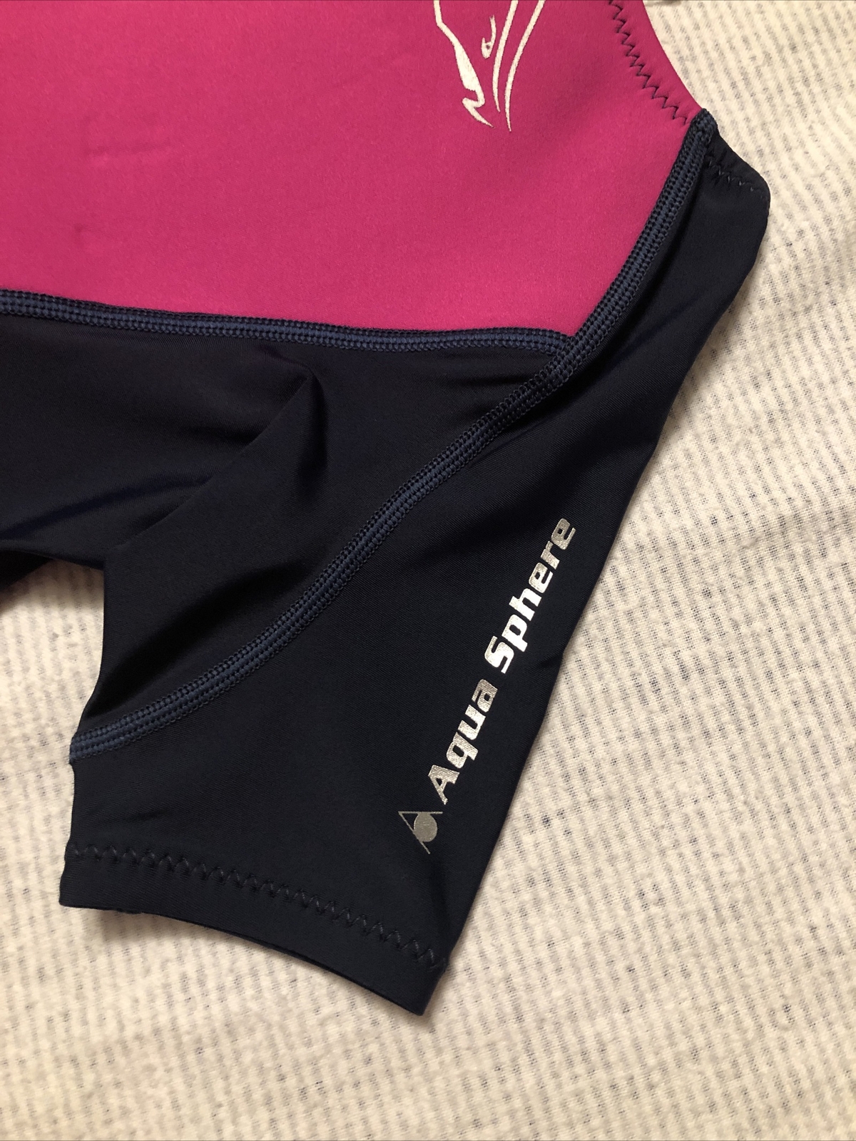 NEW! Aqua Sphere Youth Sz 6 Stingray Core Warmer Short Sleeve 2MM Wetsuit