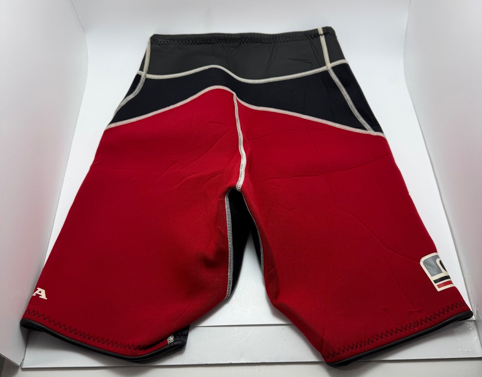 Honda Aquatrax Slippery Jet Ski Wet Suit Shorts 90% Neoprene 10% Nylon rare
