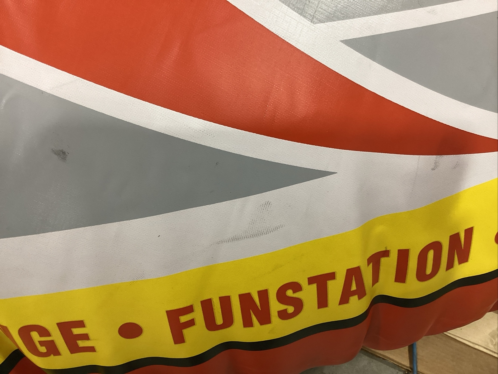 Airhead Sportsstuff Funstation Bouncer 10� 58-1015 (Display/Open Box)