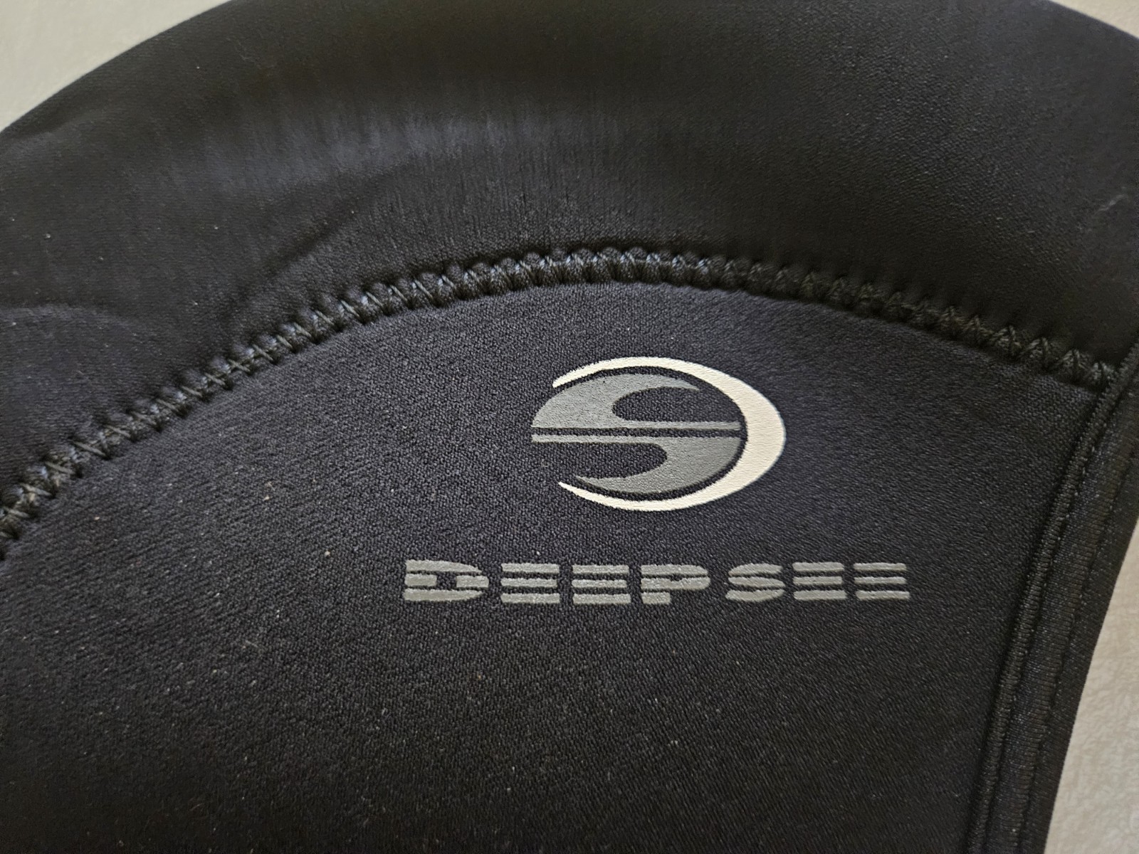 Deep See Hot Head Hood-Black Large – Scuba Diving Hood