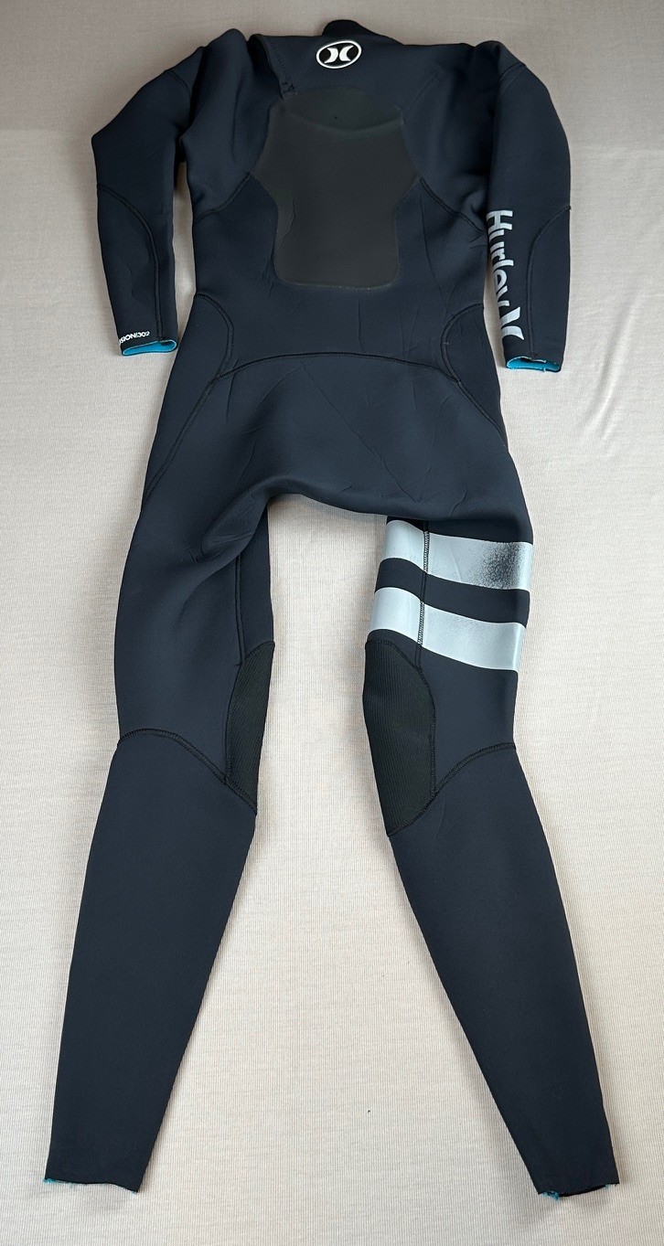 Hurley Fusion 302 Full Wetsuit Men’s MT Black Gray Chest Zip – Neck Damage