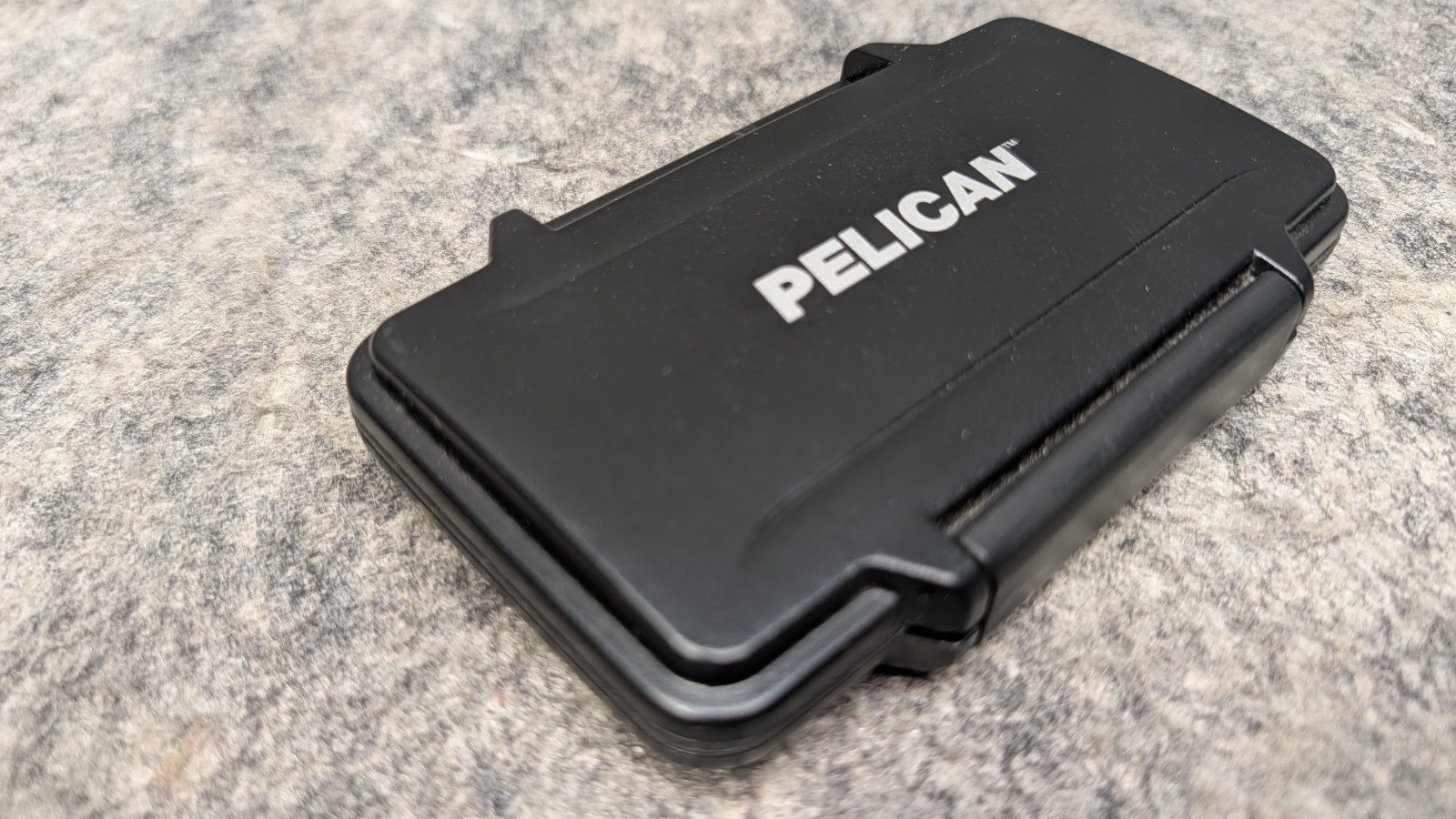 Pelican 0955 Micro Sport Wallet Water Resistant for Nintendo Switch Cartridges