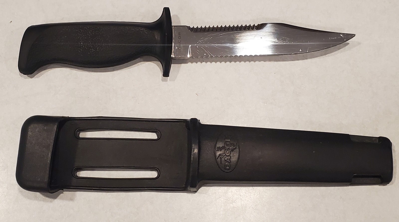 Dacor Stainless Steel Scuba Dive Knife with Rubber Sheath