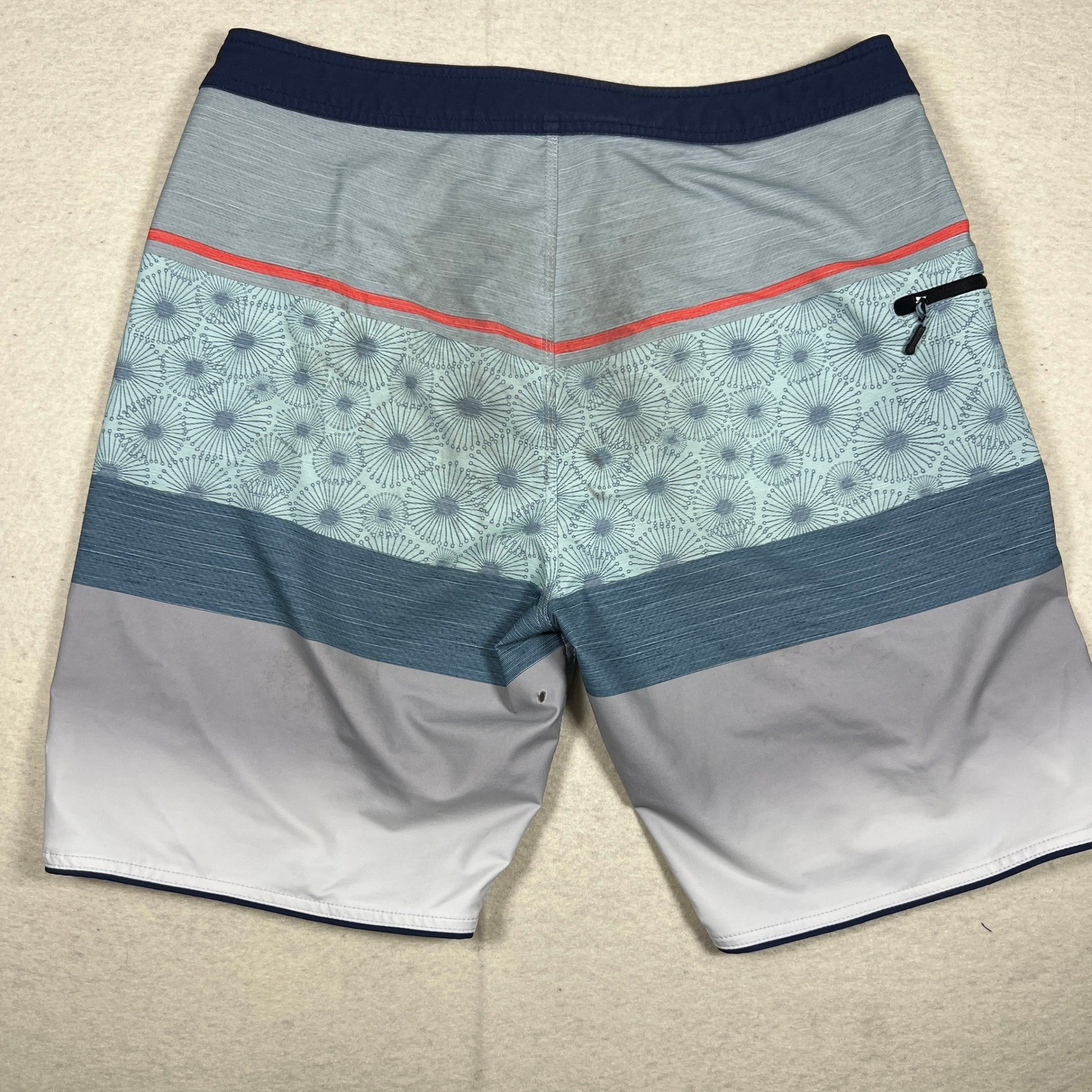 Rip Curl Mirage Boardshorts Men Size 34 Blue Gray Floral Print Ultimate
