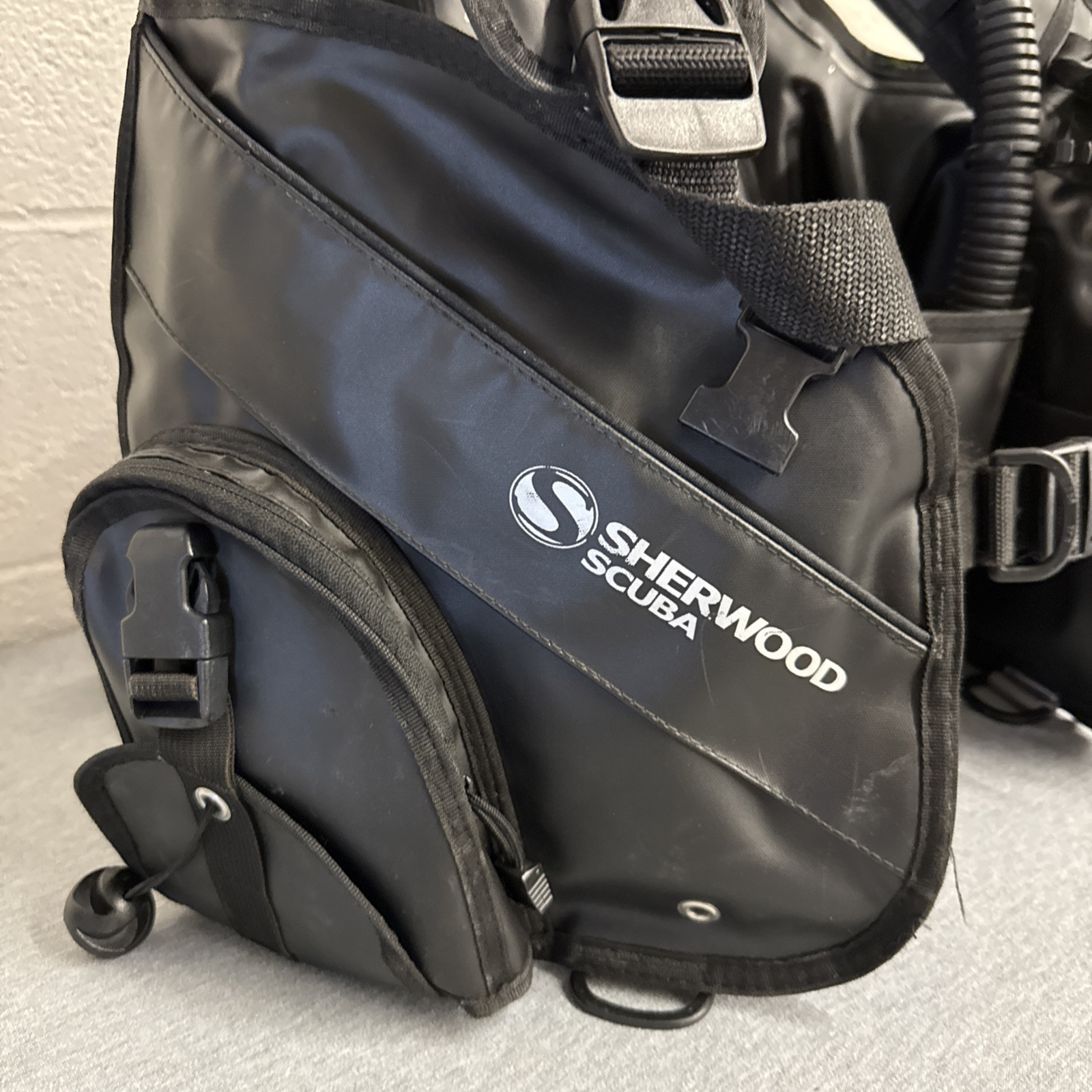 Sherwood Zodiac+ Water Resistant Scuba Diving Medium
