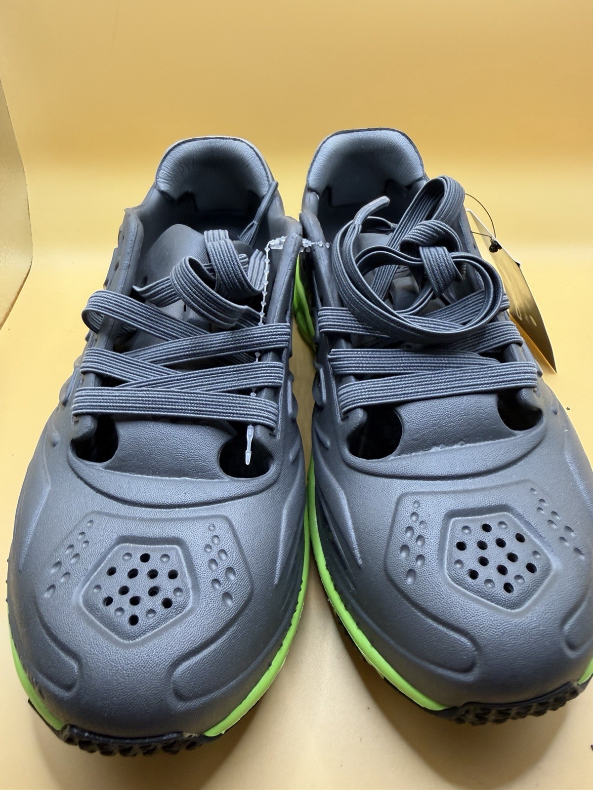 Crosskix APX Black/green Water Shoes Athletic Unisex Shoe Men Sz 4/Wm 5.5 NWT