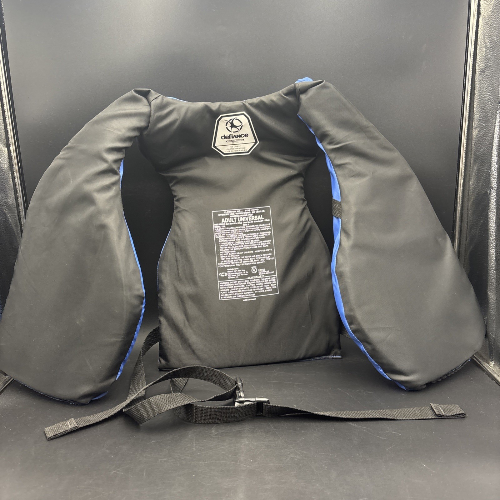 Defiance Life Jacket Adult Universal Type III 30-52″ Chest, Over 90 lbs. Blue