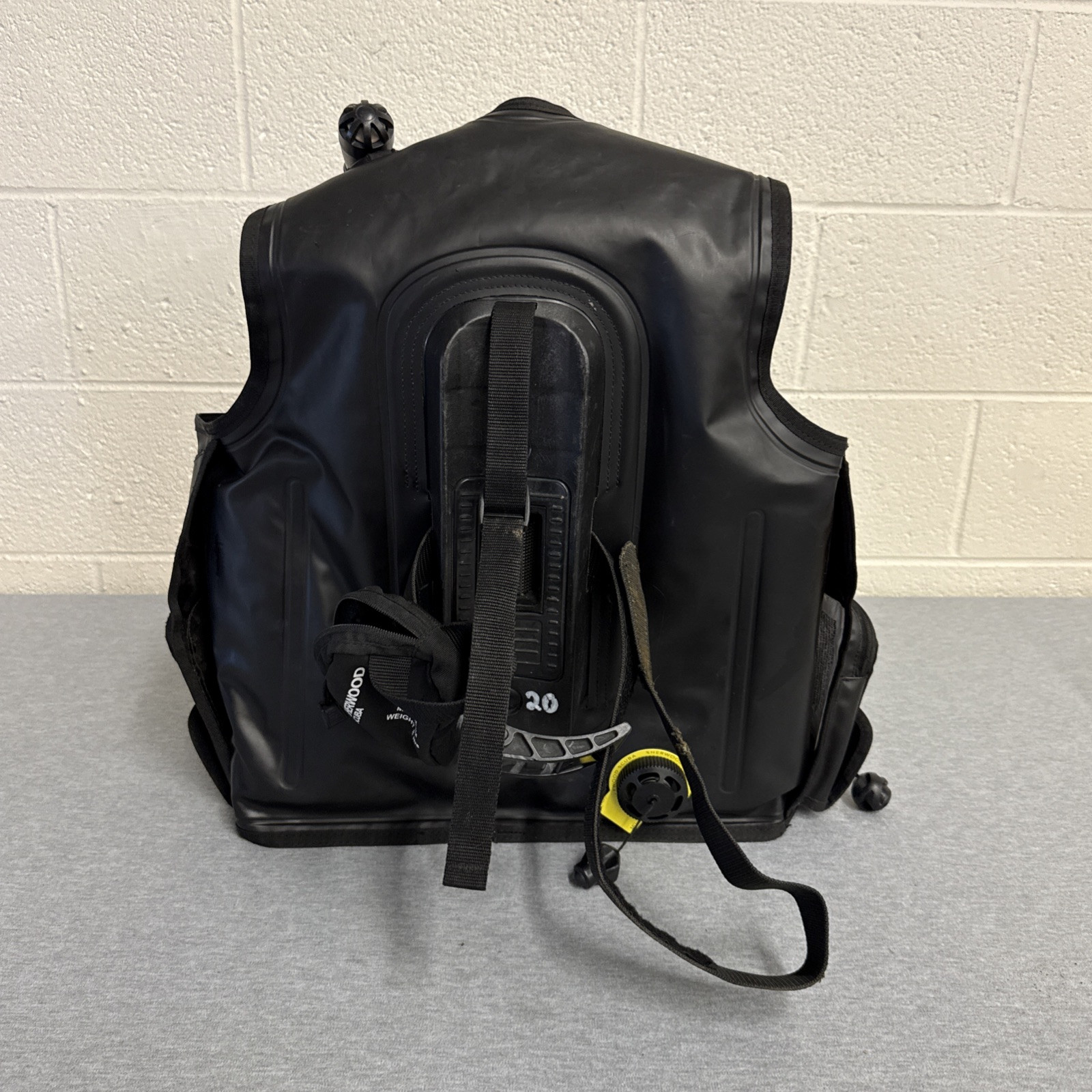 Sherwood Zodiac+ Water Resistant Scuba Diving Medium