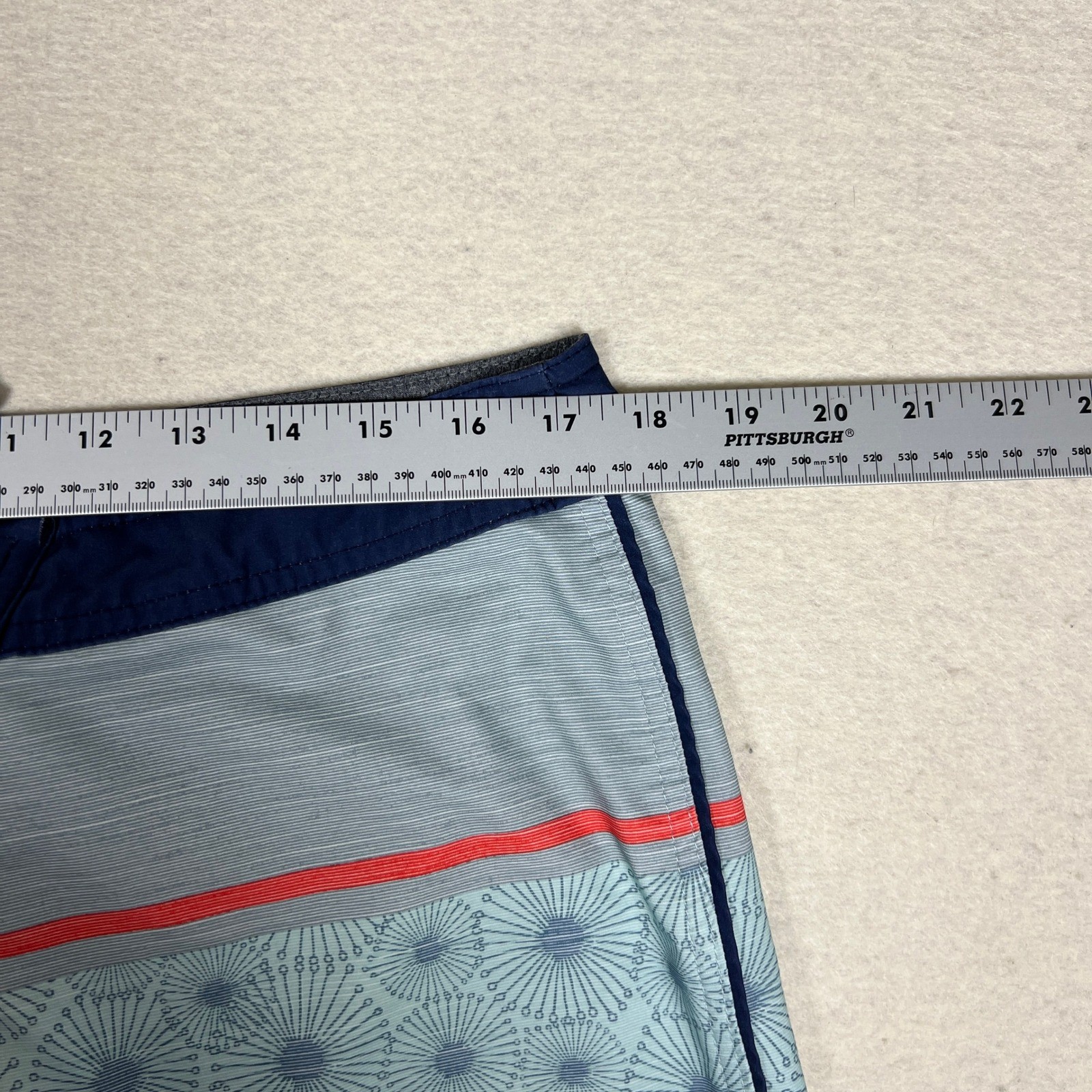 Rip Curl Mirage Boardshorts Men Size 34 Blue Gray Floral Print Ultimate
