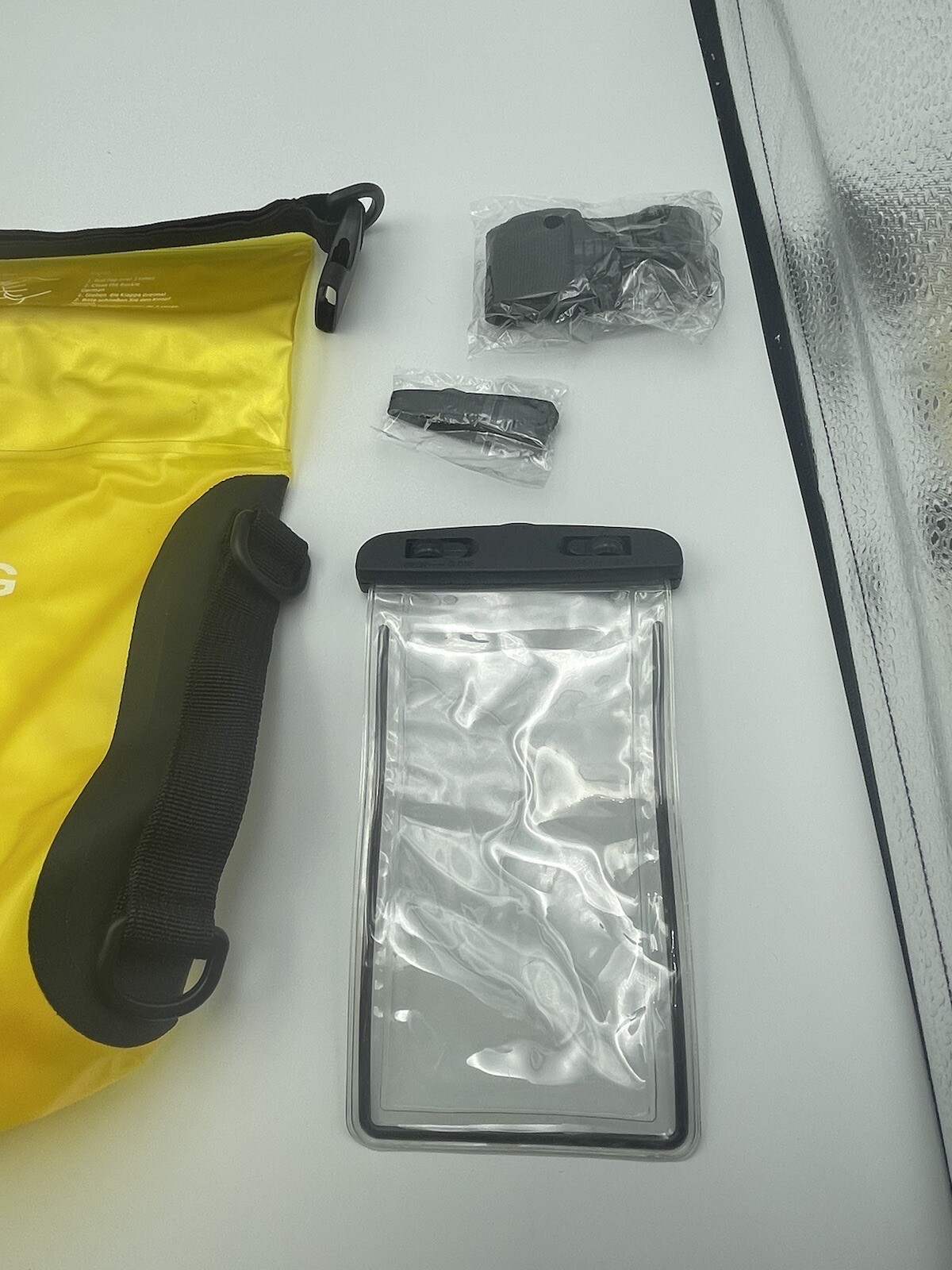 HEETA 5L Waterproof Dry Bag w/ Phone Case Lightweight for Outdoors Travel Yellow