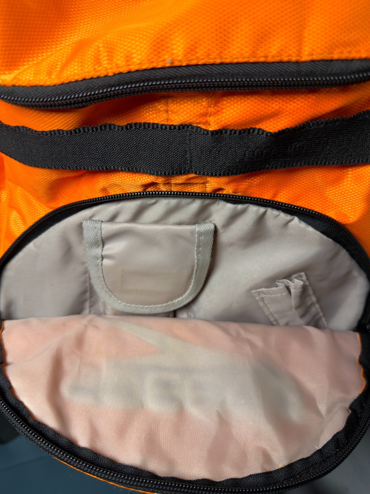 Speedo Teamster 35L Vibrant Orange Black Swim Meet Bag Gear Backpack Lifeguard