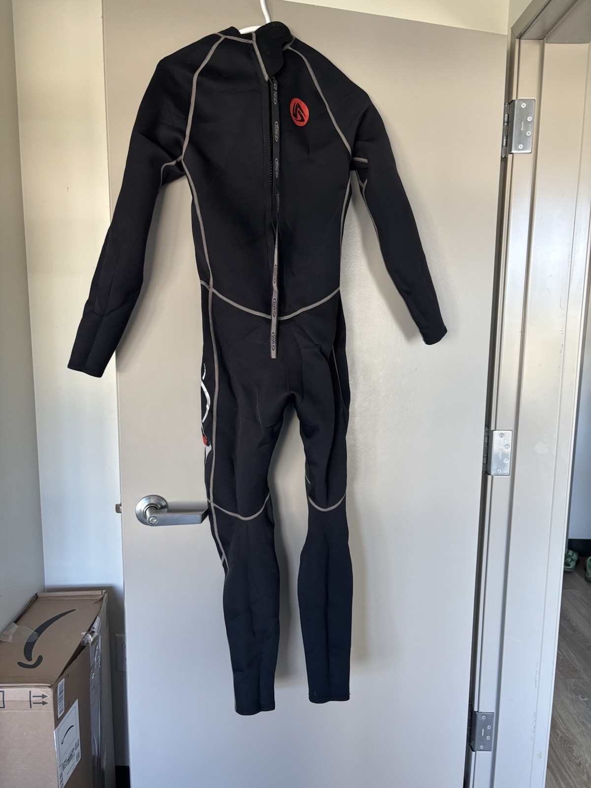 Tilos Men’s Full Wetsuit Black/Gray Full Length Long Sleeve Front/Back Zip
