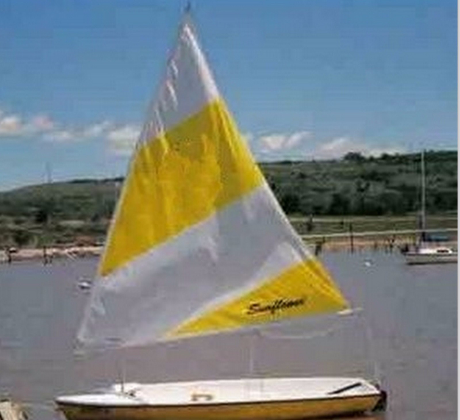 Sail for your Snark Sunflower 3.3.– 55 sq. ft. Nylon