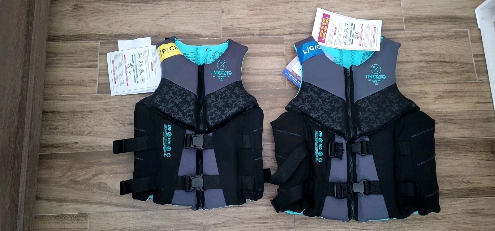 HYPERLITE WOMEN’S LIFE VEST-COAST GUARD APPROVED, BLACK/AQUA, SIZE S, L , NWT.