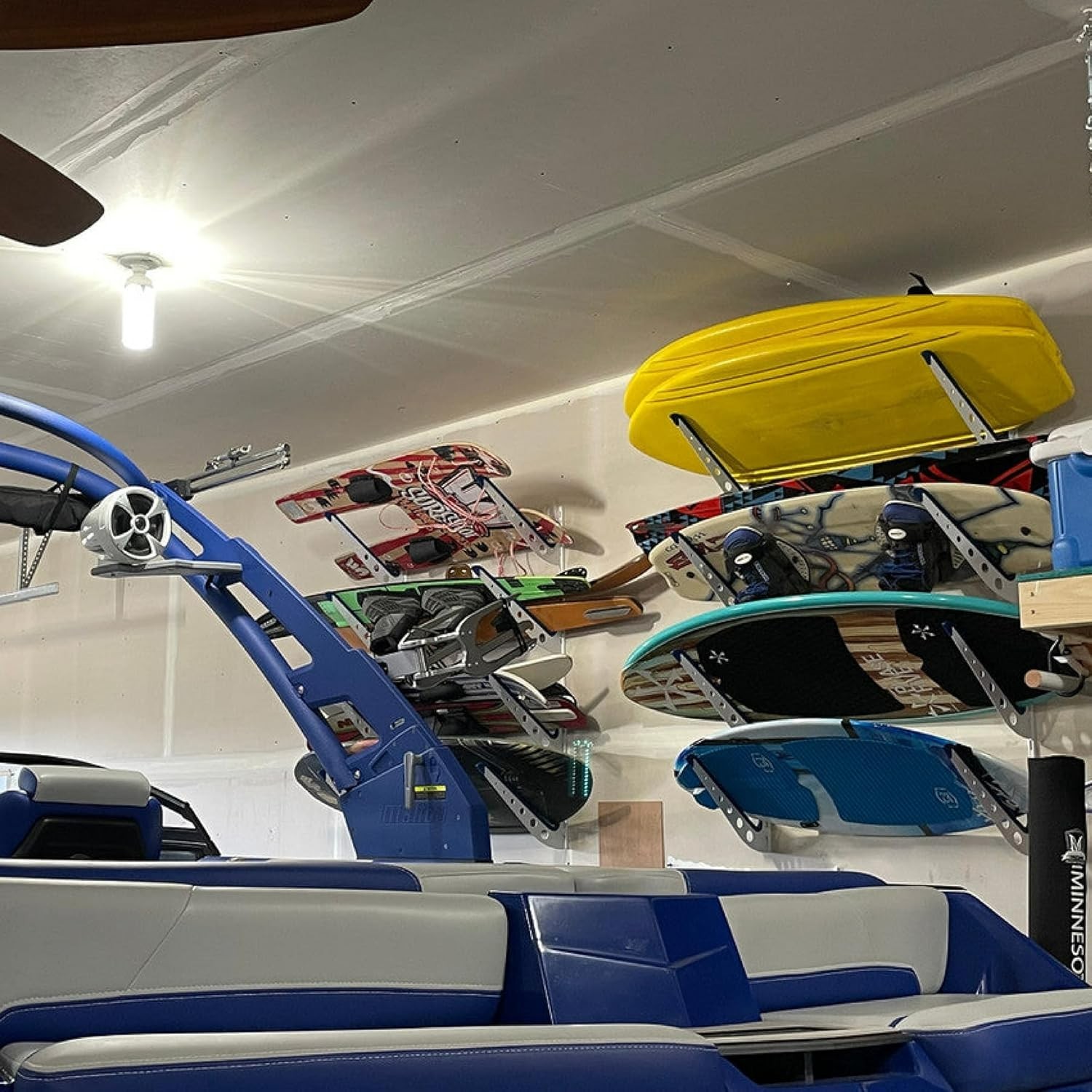 Adjustable 4-Level Wakeboard Wall Mount Rack 100lb Capacity Wakesurf Storage