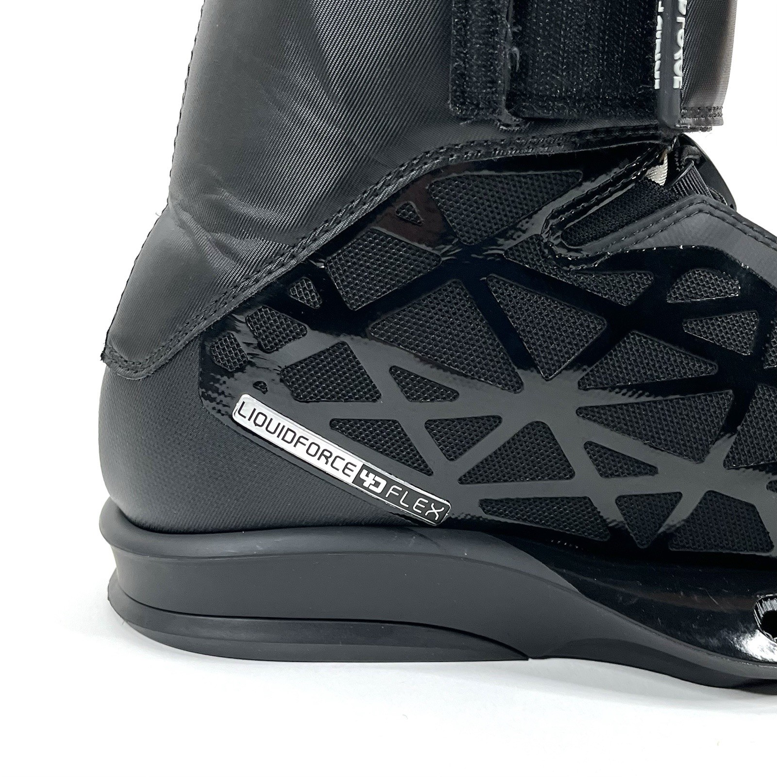 Liquid Force Flex 4D Wakeboard Bindings Black On Black Size Mens 10 11 NEW