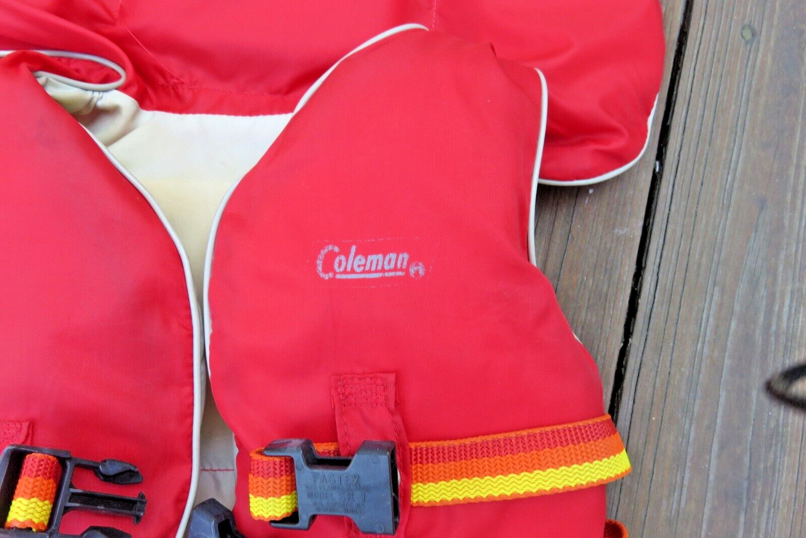 Vintage Coleman Type 2 Personal Flotation Device Life Jacket Youth Child 20-25″