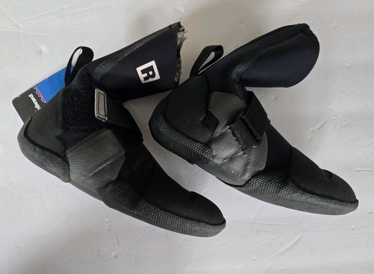 NWT Patagonia Unisex R5 Wool Lined Round Toe Wetsuit Booties SZ 4 MSRP $100