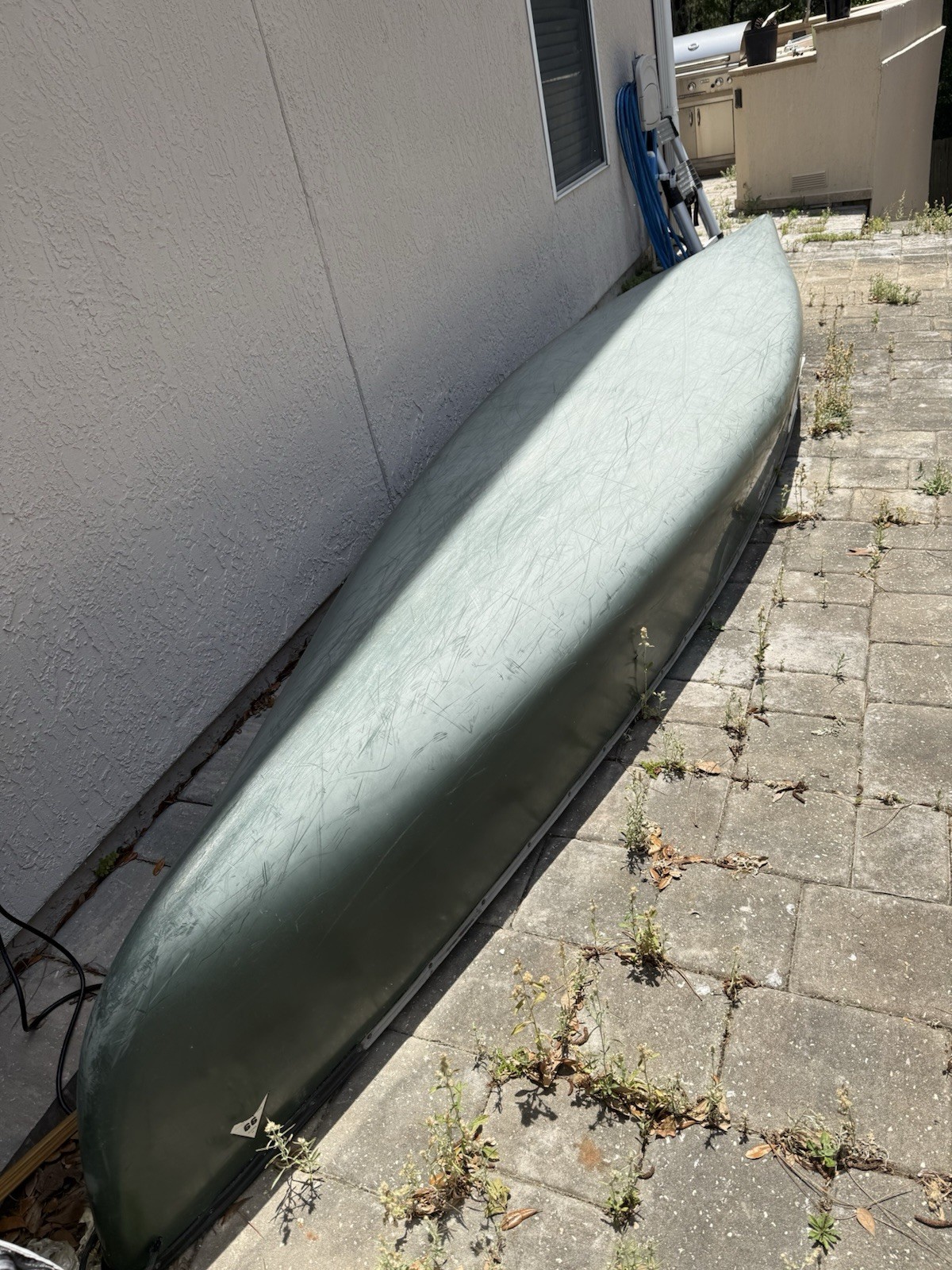 Old Town Discovery 169 Green Canoe