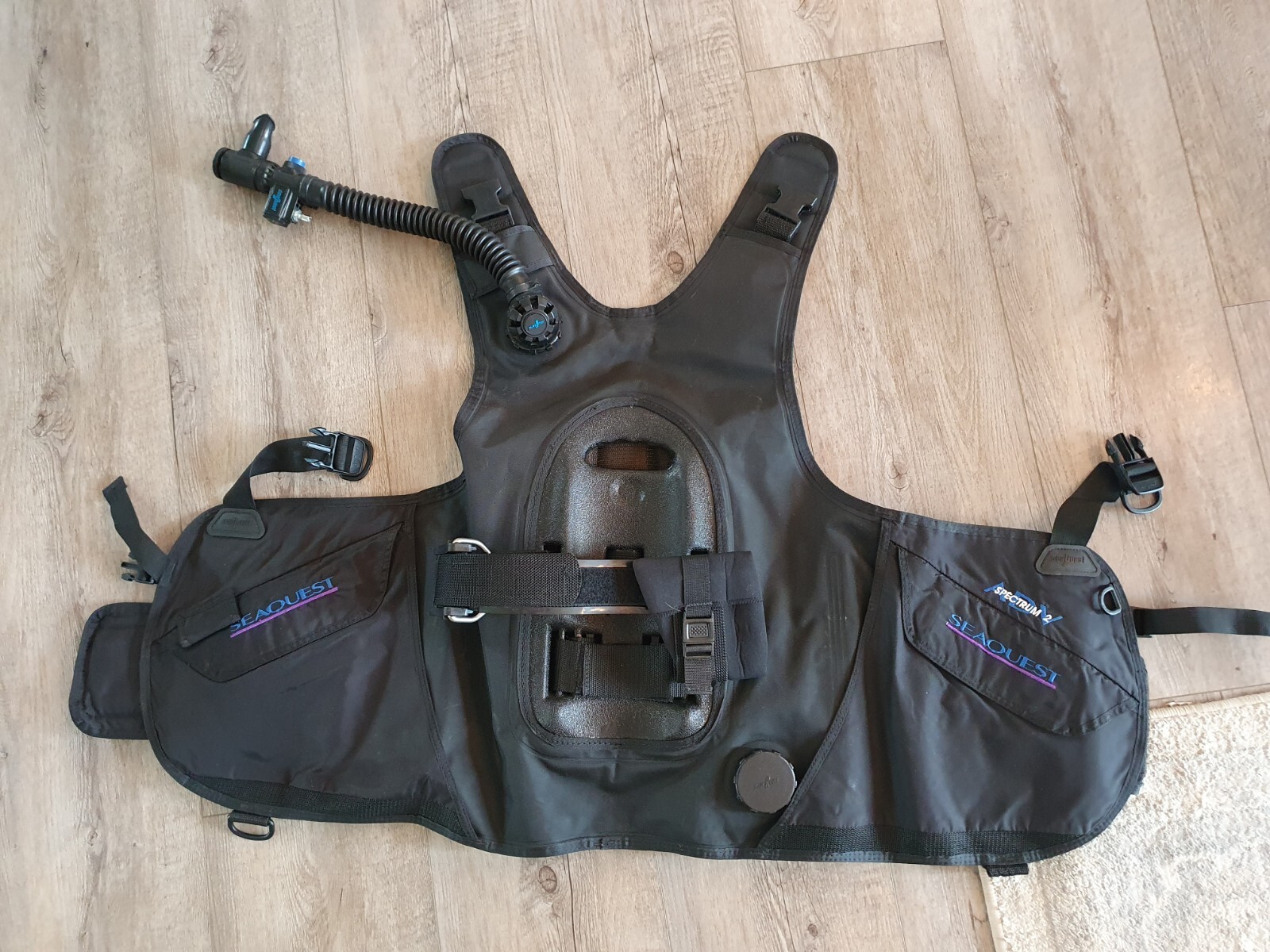 Seaquest Scuba Dive Buoyancy vest. Size M/L, SPECTRUM 2 ADV
