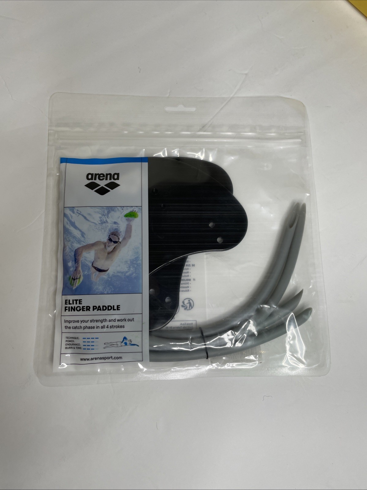 Arena Elite Finger Paddle Black/Silver Swimming Hand Paddles 95251-55
