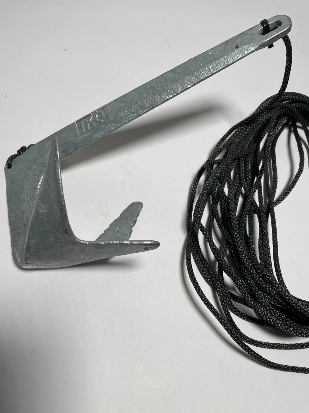 Galvanized Steel Claw Anchor 2.2 lbs. with 50 ft of Rope Zip-tied for Kayak