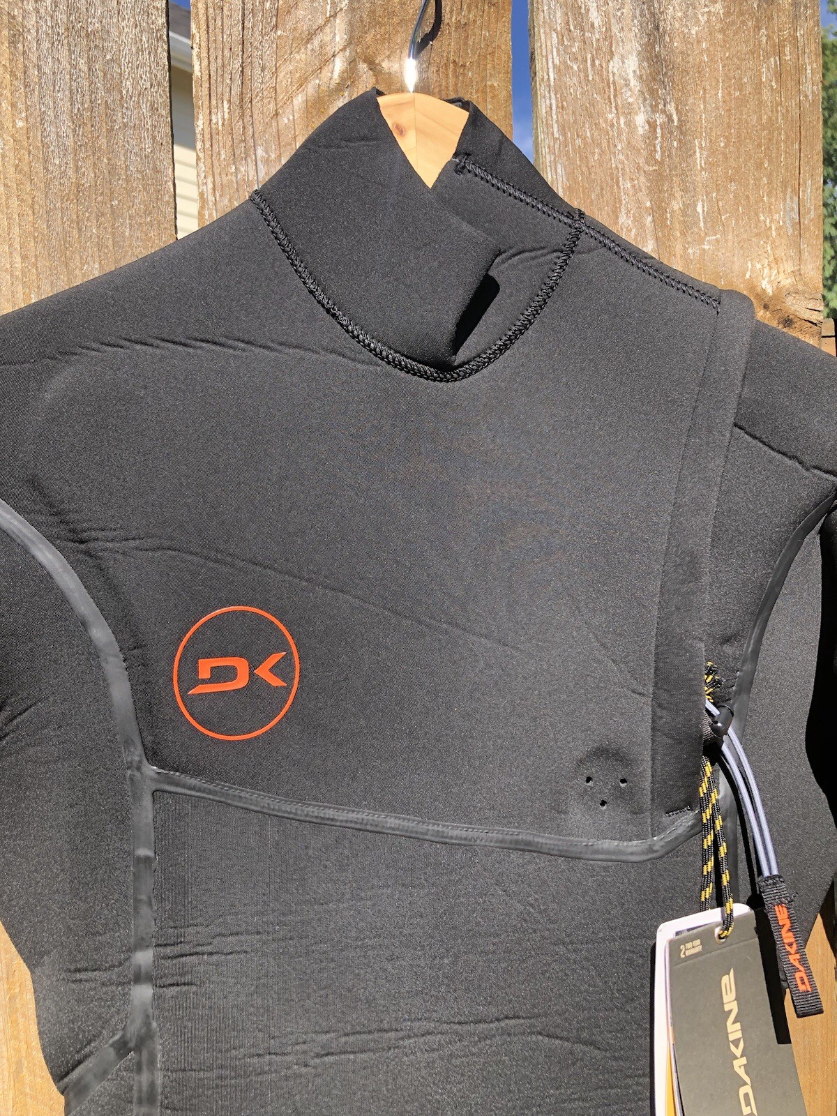 NEW Dakine Cyclone 4/3mm Black Zip Free Full Wetsuit/Men’s Size X-Small