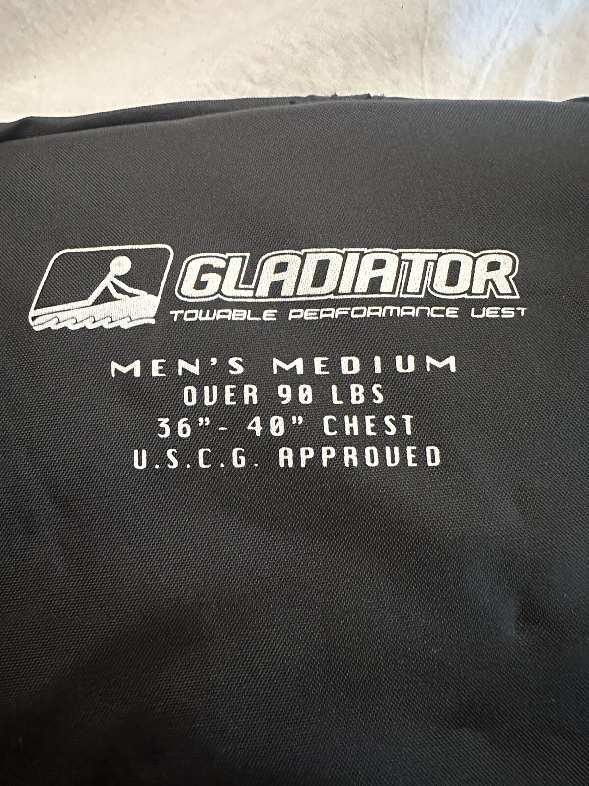 Gladiator Towable Performance vest Adult Medium Chest Size 36”-40”