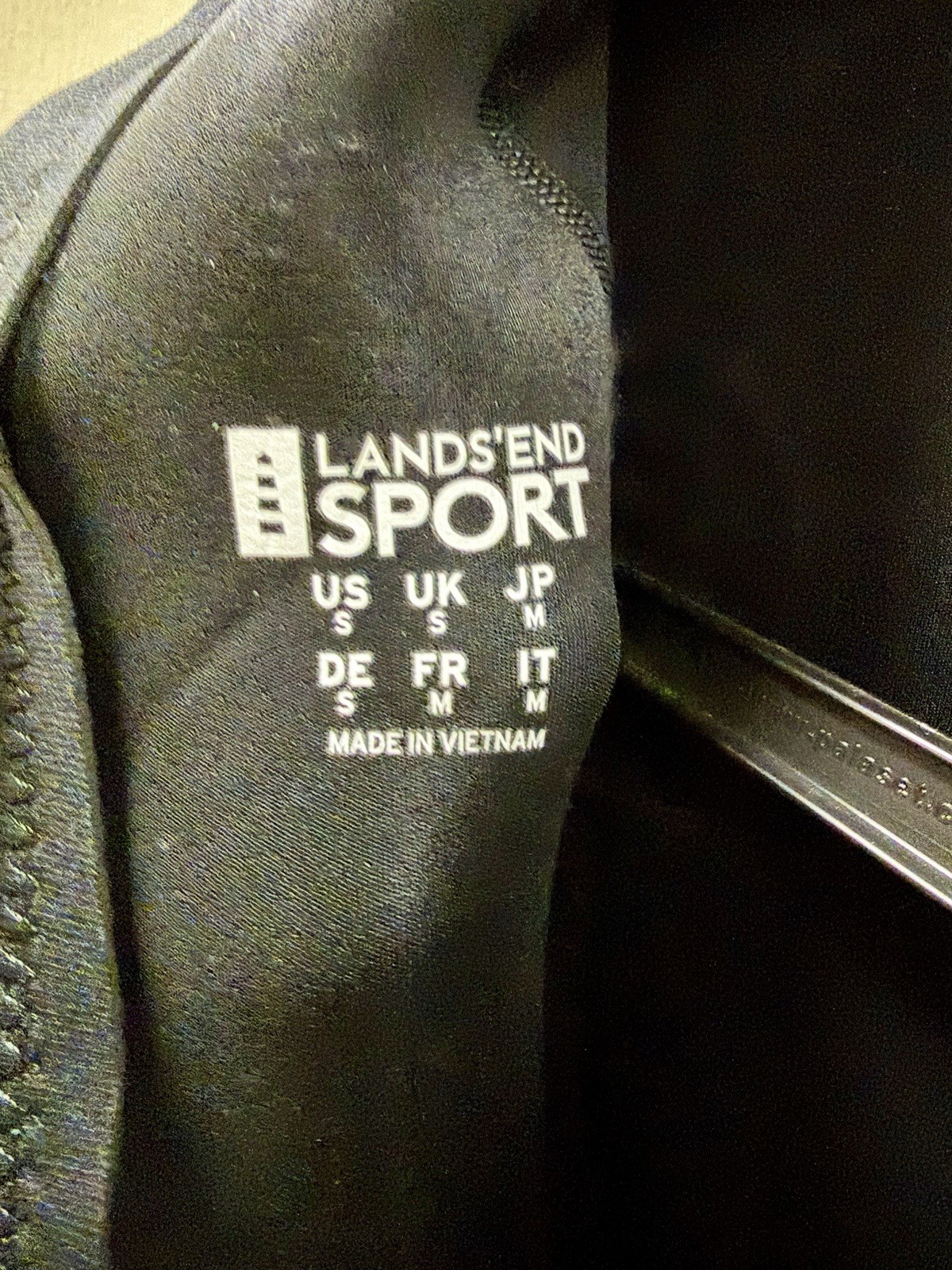 Lands End Sport Neoprene Wetsuit Mens Small Grey and Black Full Length