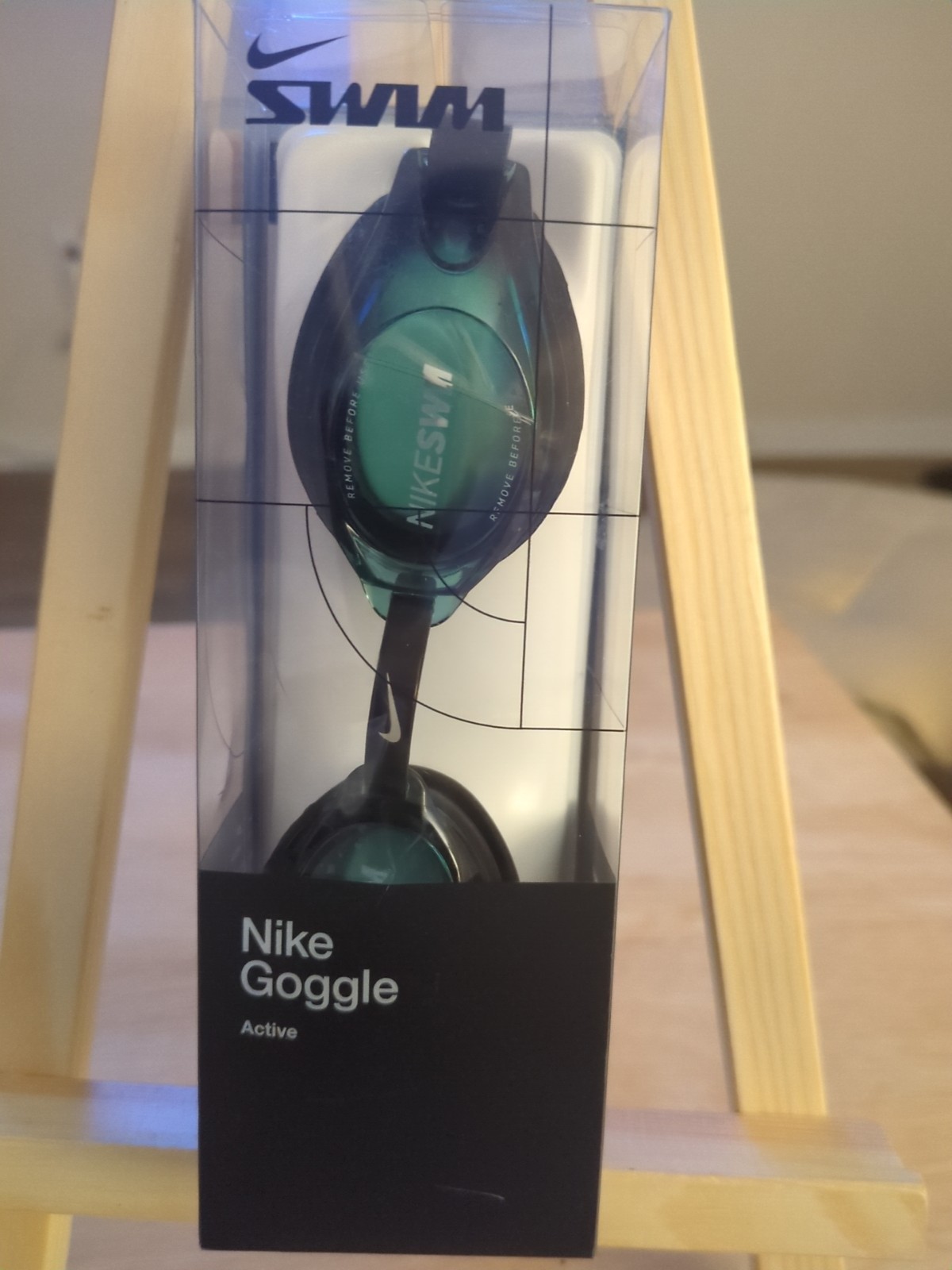 New -Nike Swim Legacy Goggle (Adult Competition)