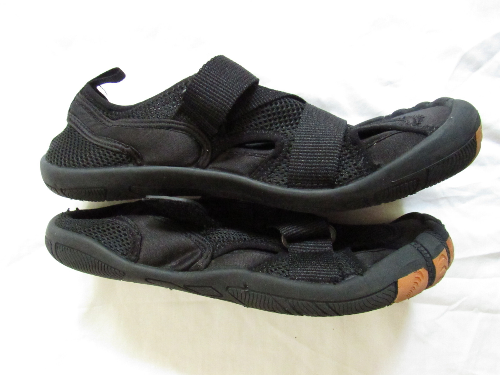 Ozark Trail H2FLO Multi Toe Water Shoes Mens 9-9 1/2 Black