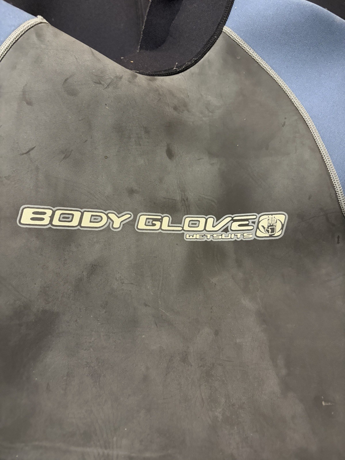 Body Glove Wetsuit Used Men’s L Black Blue Long Sleeves Back Zip