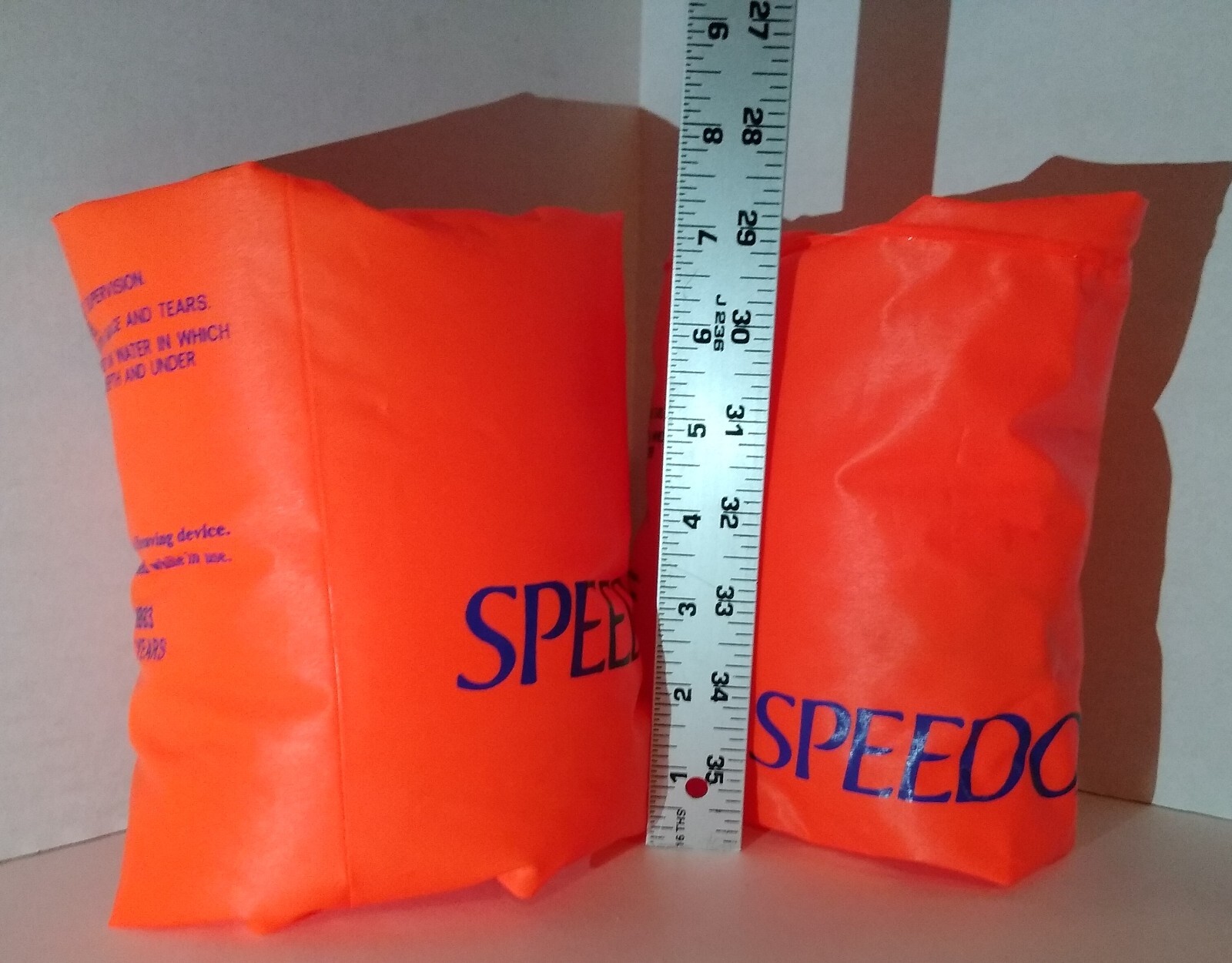Speedo ORANGE Inflatable Arm Bands Kids Swim Floaties Wings Authentic age 2 – 12