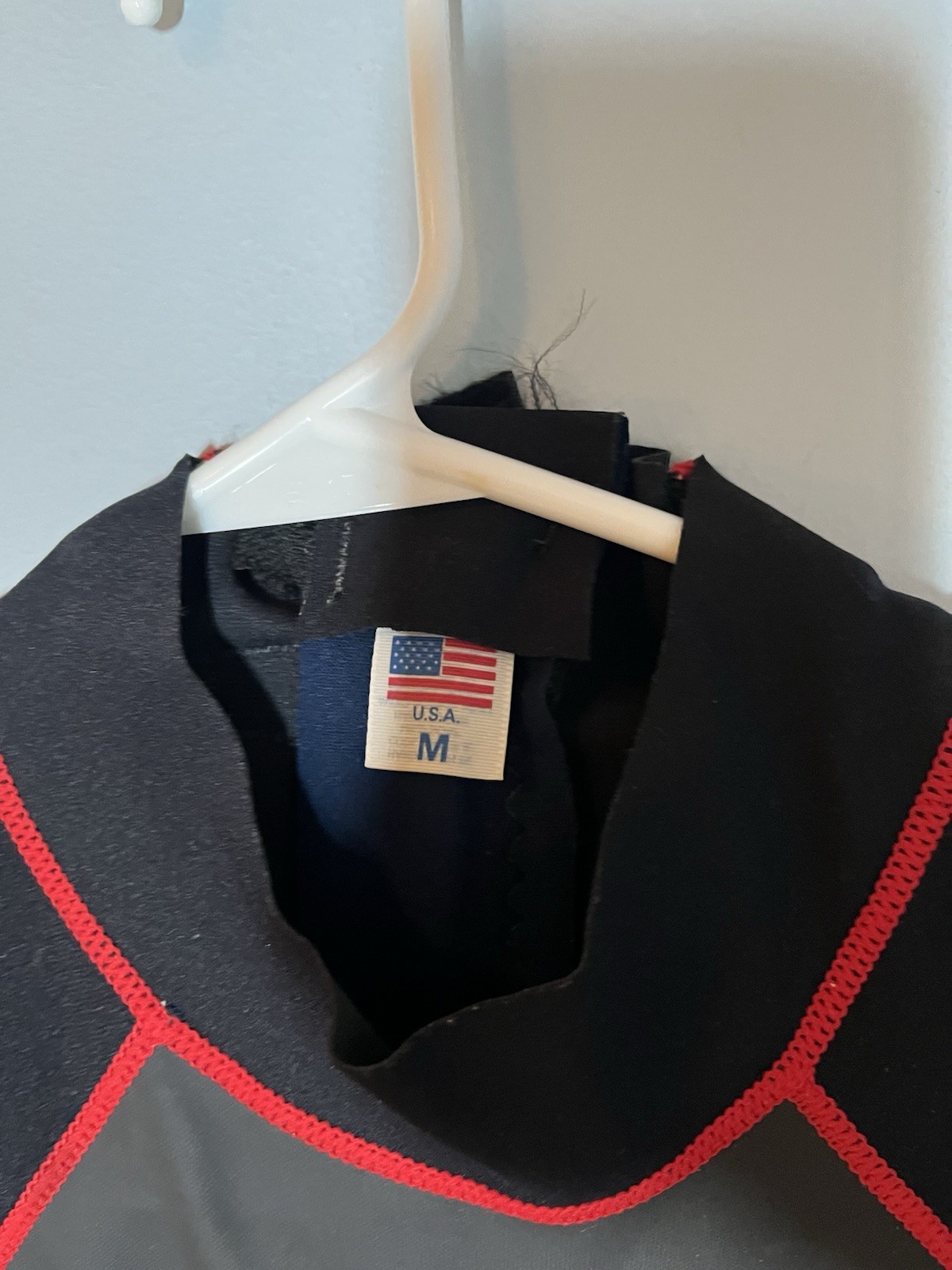 Gladiator Women’s Shorty Wetsuit Black/Red Gray .5mm Spring Suit Size M Back Zip