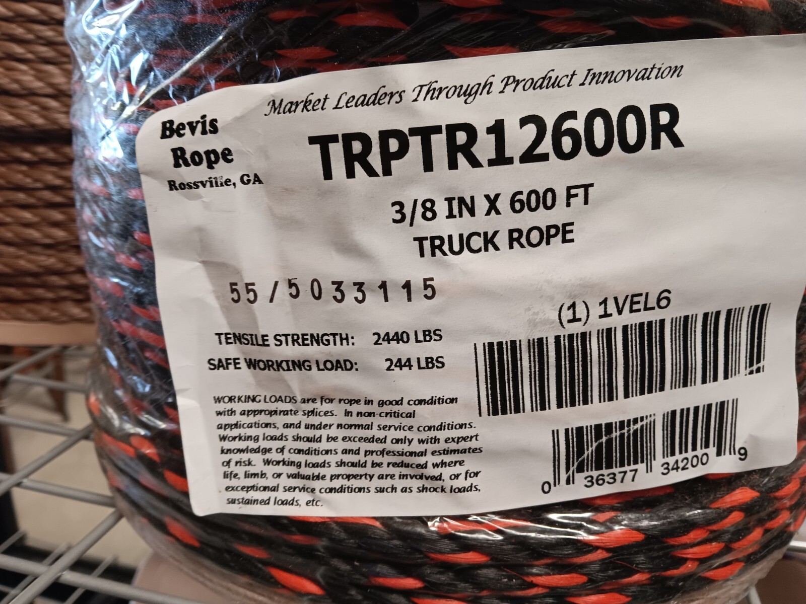 3/8″ x 600 ft. spool twisted/Polypropylene Truck Rope.Black/Orange. Discounted