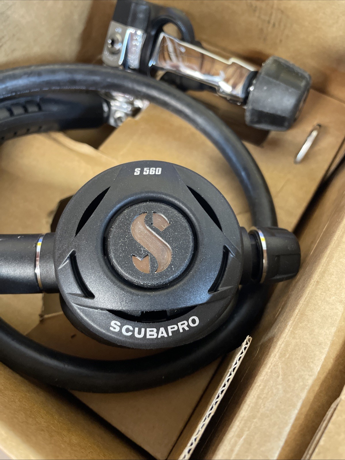 SCUBAPRO S560 MK21 Regulator Combo Polished Chrome New Opened Box