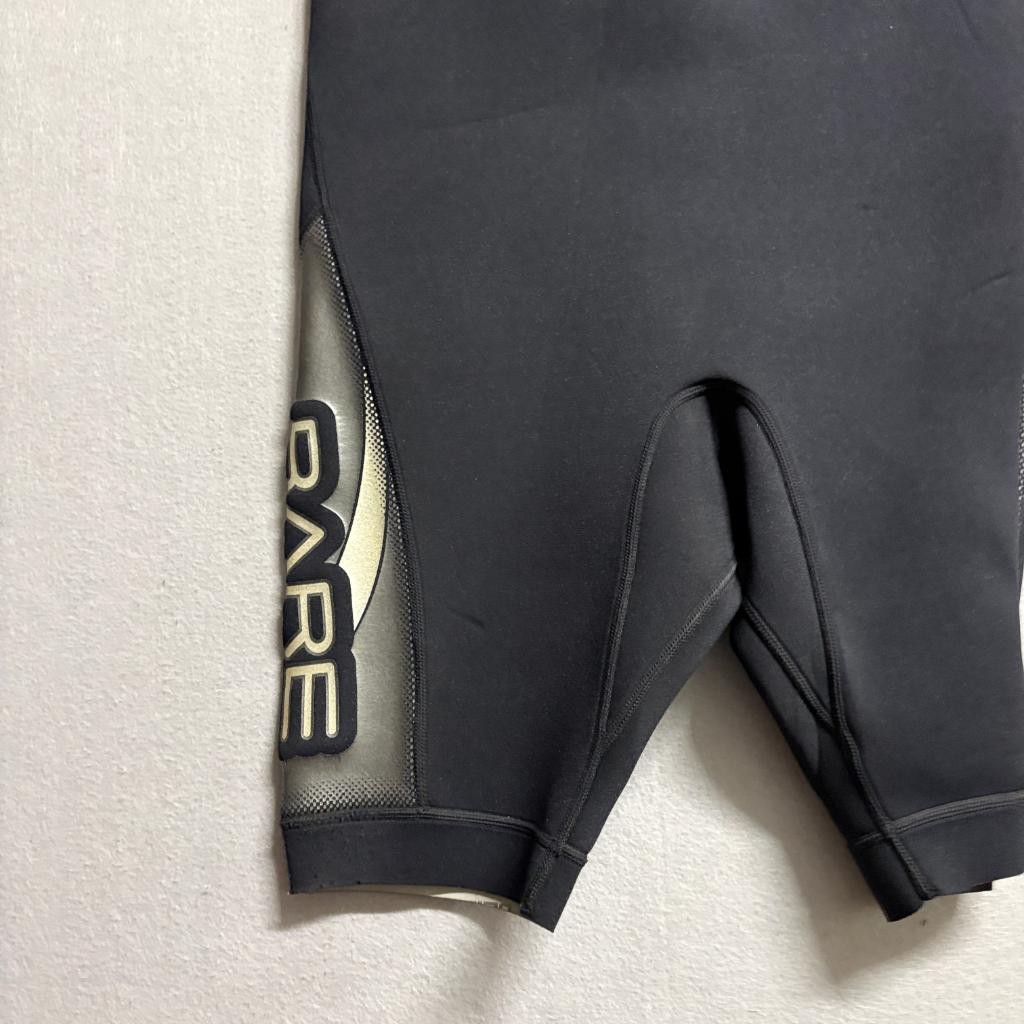 Bare Plazma Wetsuit Mens ML Black Silver 2/2mm Powerstretch Shorty Springsuit