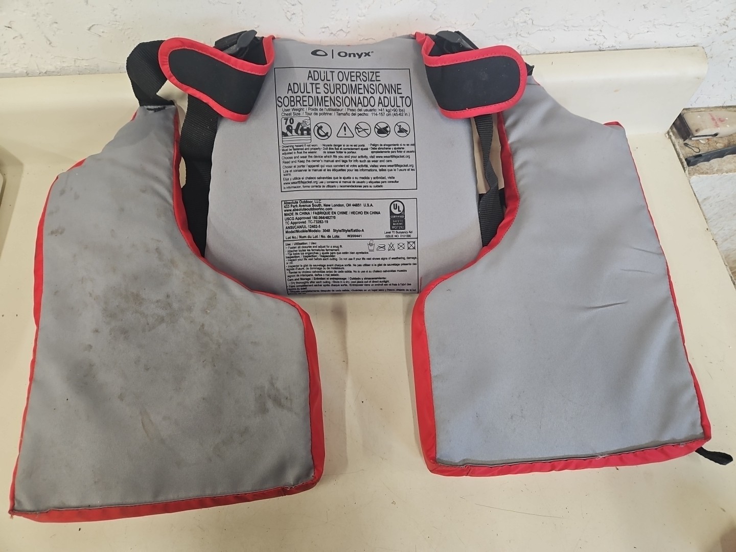 Onyx, Adult Over 90 Lb, Life Jacket Pocket, Vented. 3048. GH7