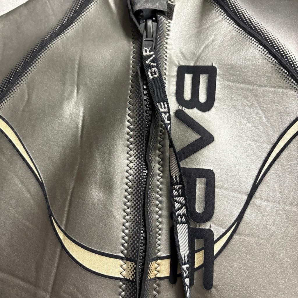 Bare Plazma Wetsuit Mens ML Black Silver 2/2mm Powerstretch Shorty Springsuit