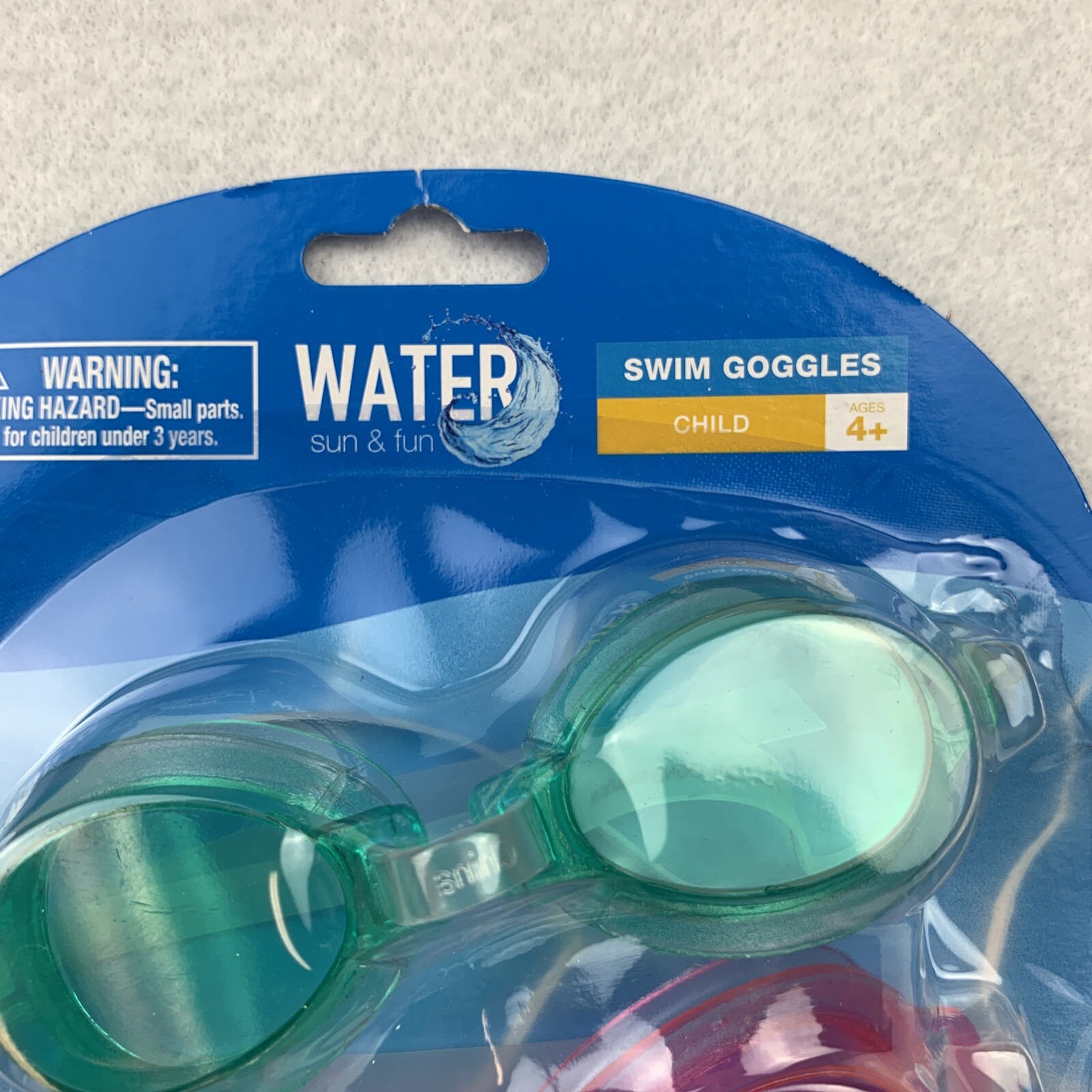 Water Sun & Fun Swim Goggles Child Size 4+. 3 Count Latex Free New!
