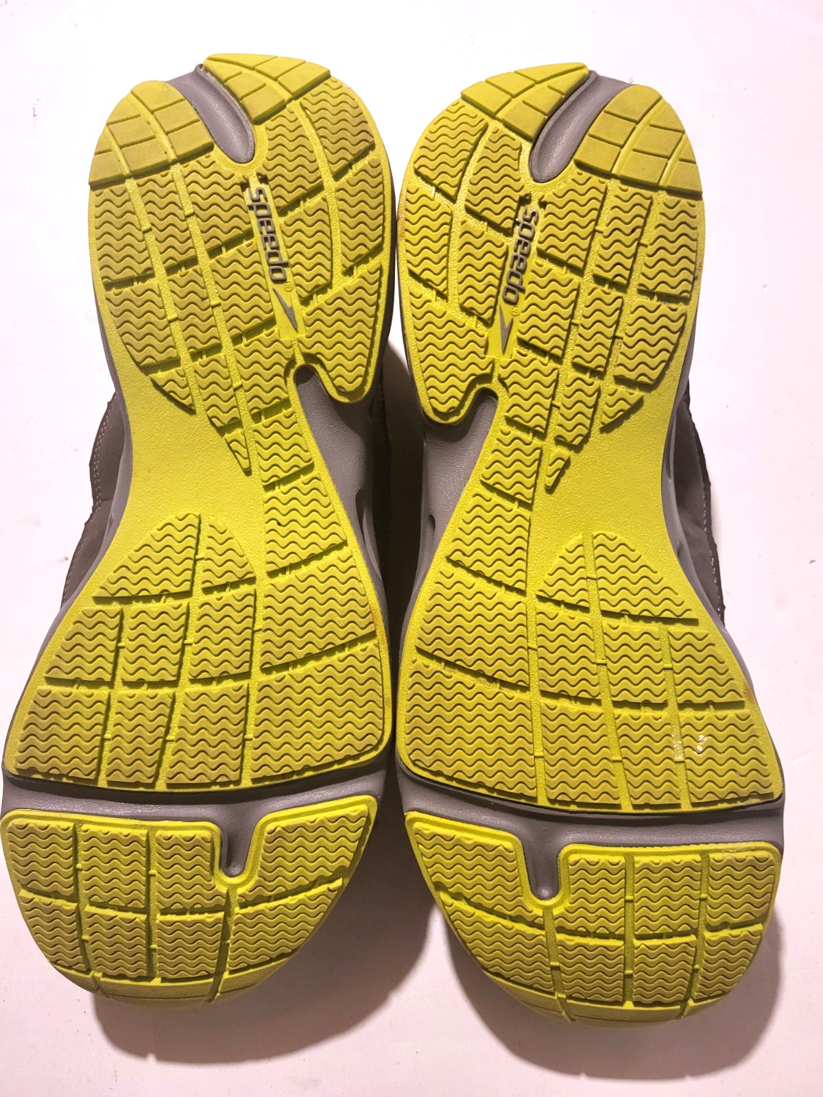 Speedo Men’s Hydro Comfort 2.0 Aquatic Shoes Size 12