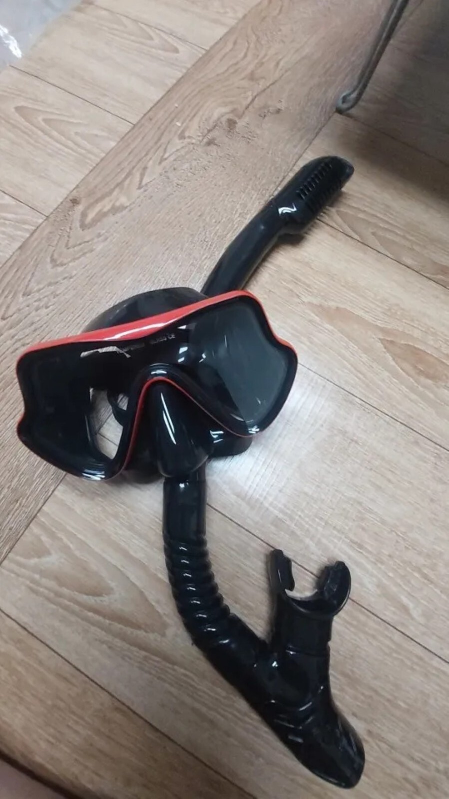 Adult Tempered Glass Diving Set Scuba Anti-Fog Goggles and Snorkeling Mask Tube