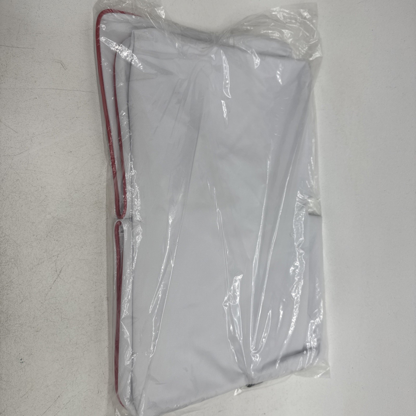 Heavy-Duty 6-Capacity Life Jacket, Nylon Storage Bag w/Carrying Handles,White