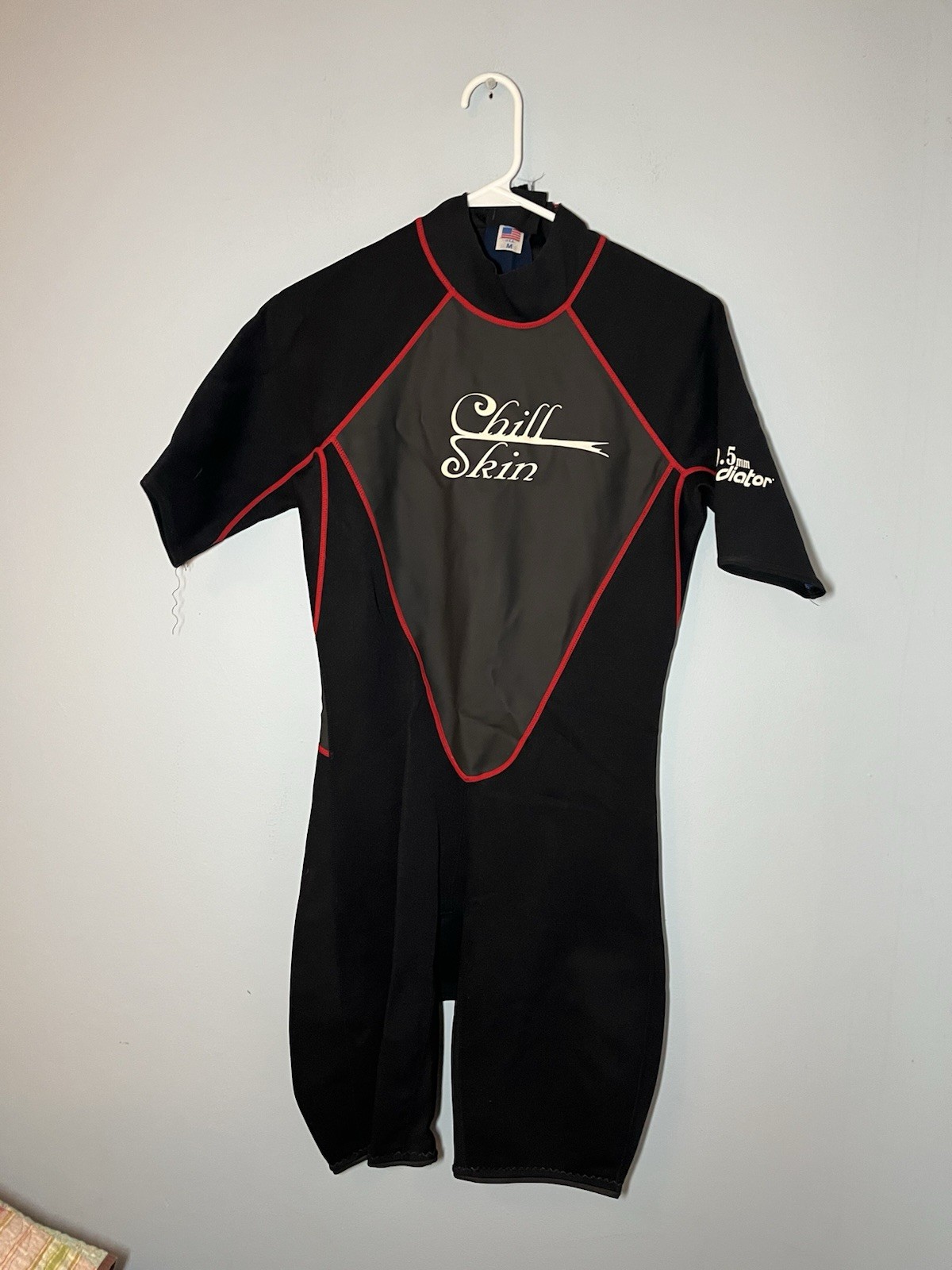 Gladiator Women’s Shorty Wetsuit Black/Red Gray .5mm Spring Suit Size M Back Zip